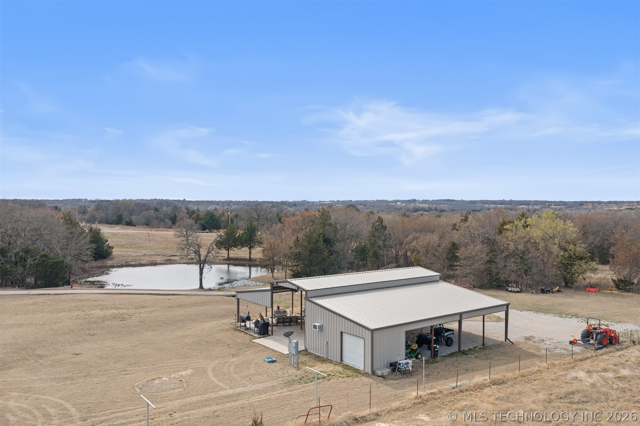 471 Red Bud Road Property Photo 2