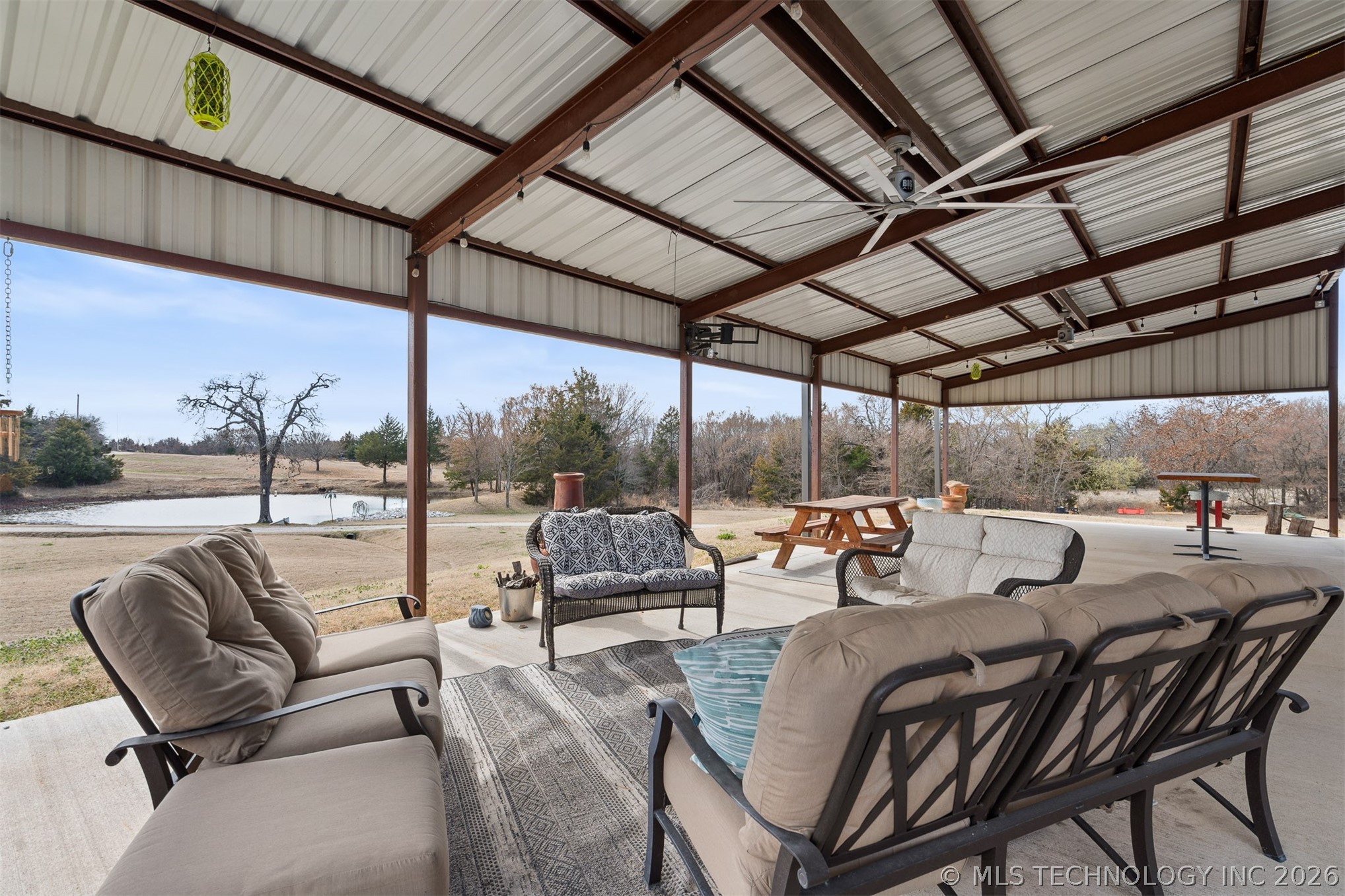 471 Red Bud Road Property Photo 7