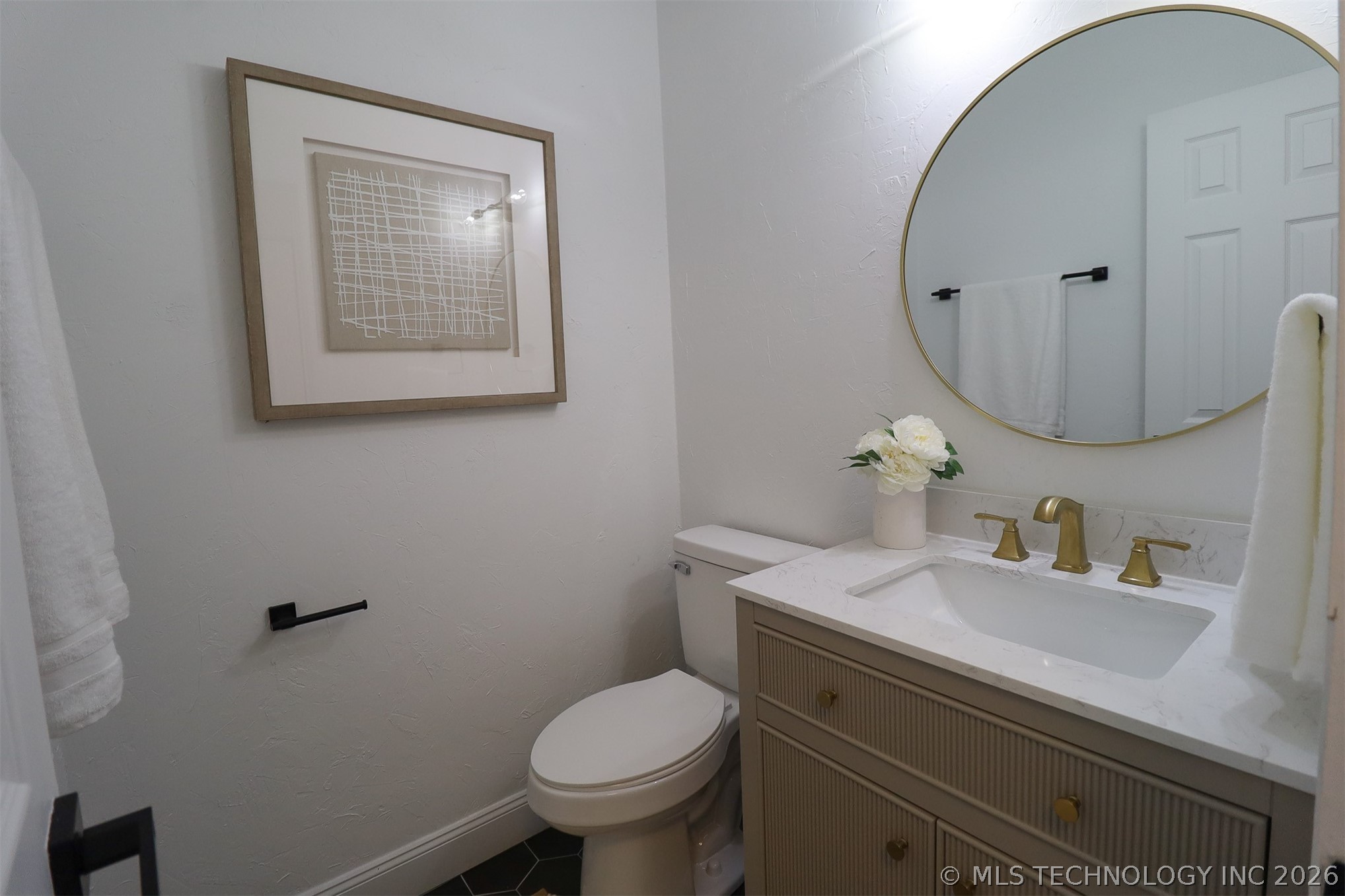 116 W 11th Street Property Photo 18