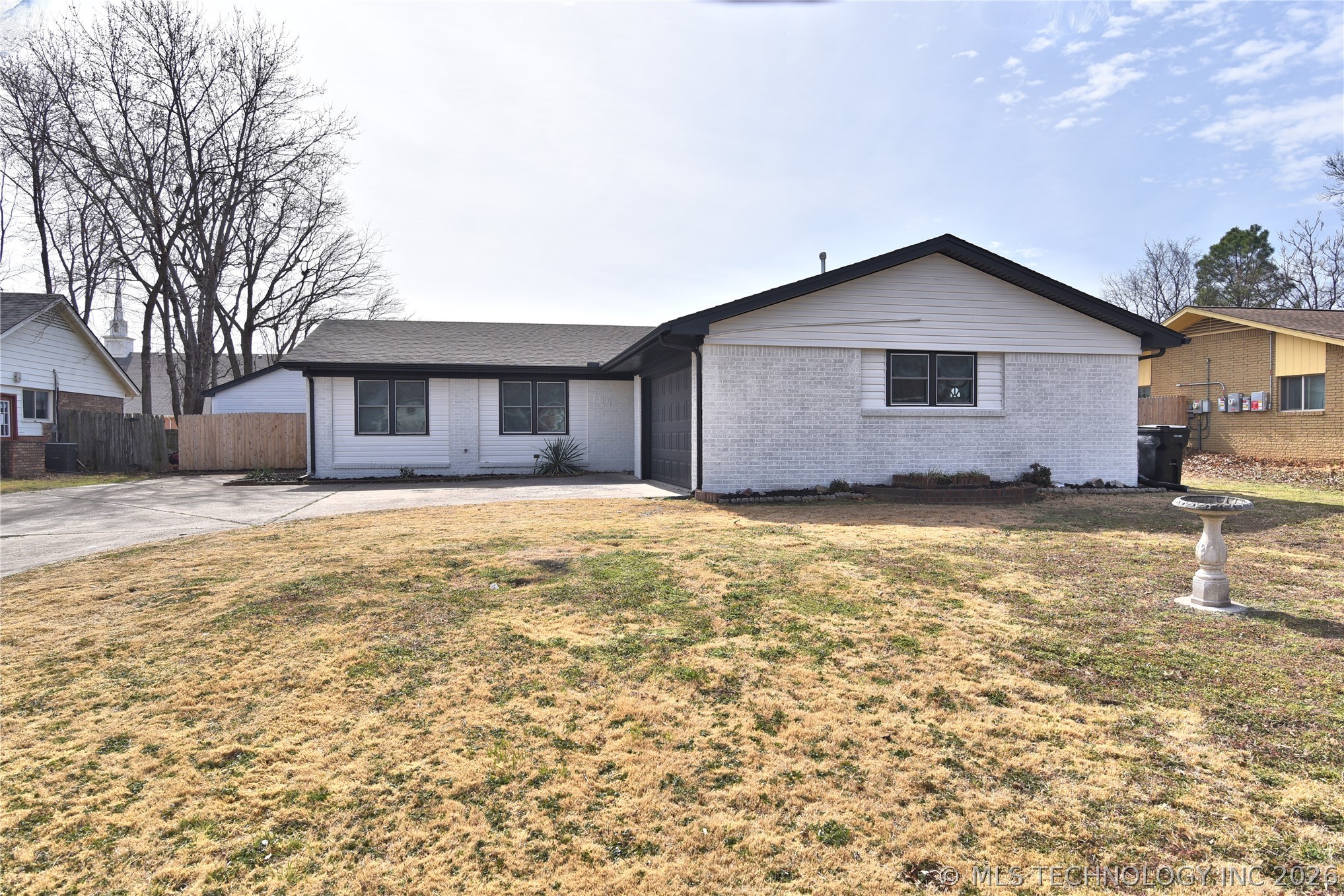 709 W Canton Street Property Photo 1
