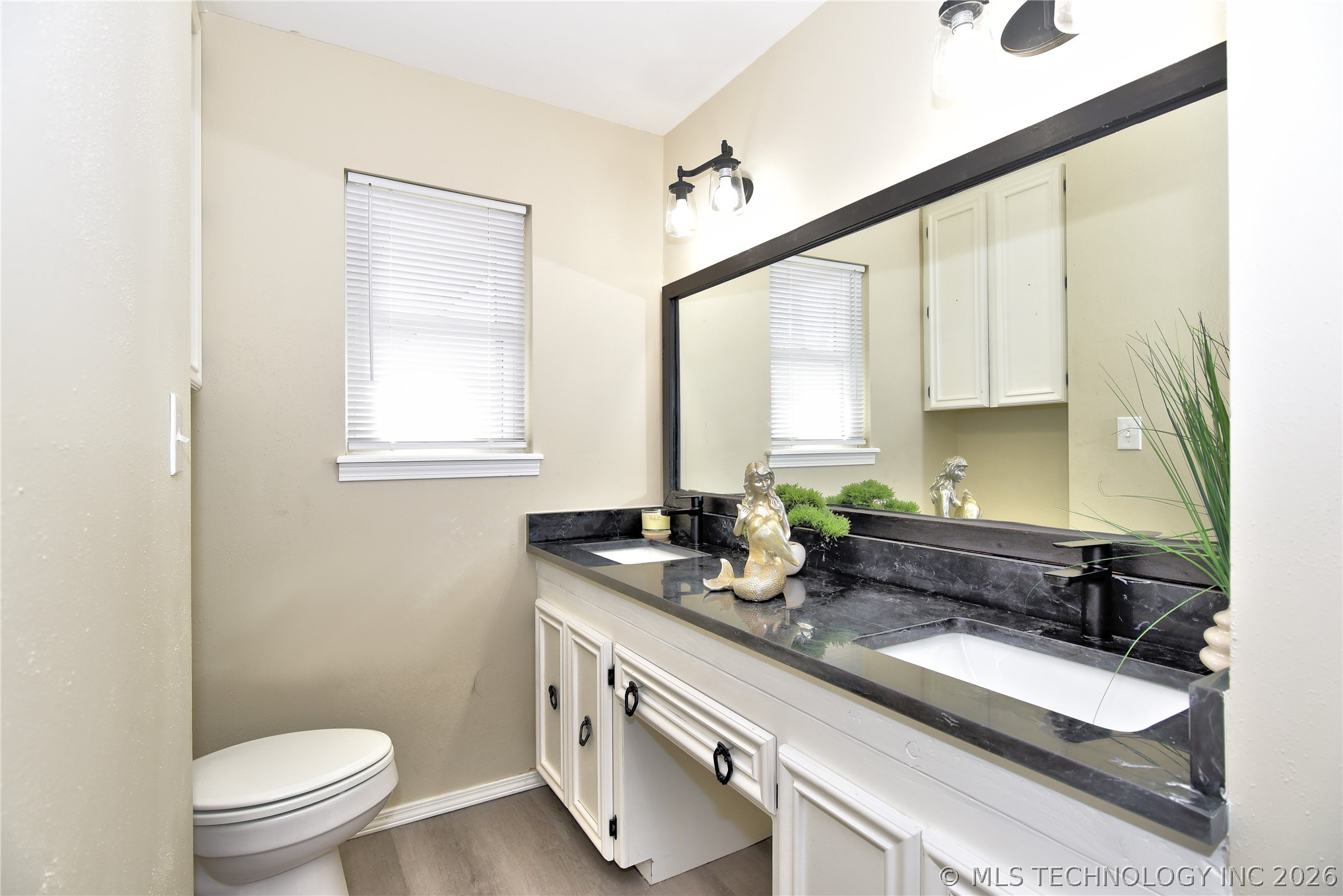 709 W Canton Street Property Photo 22