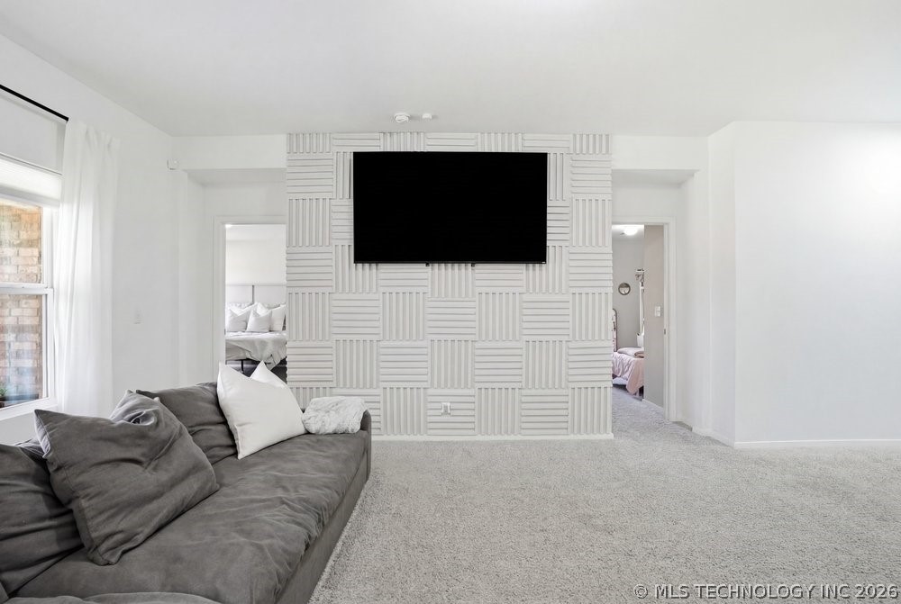 15930 S 74th East Avenue Property Photo 12
