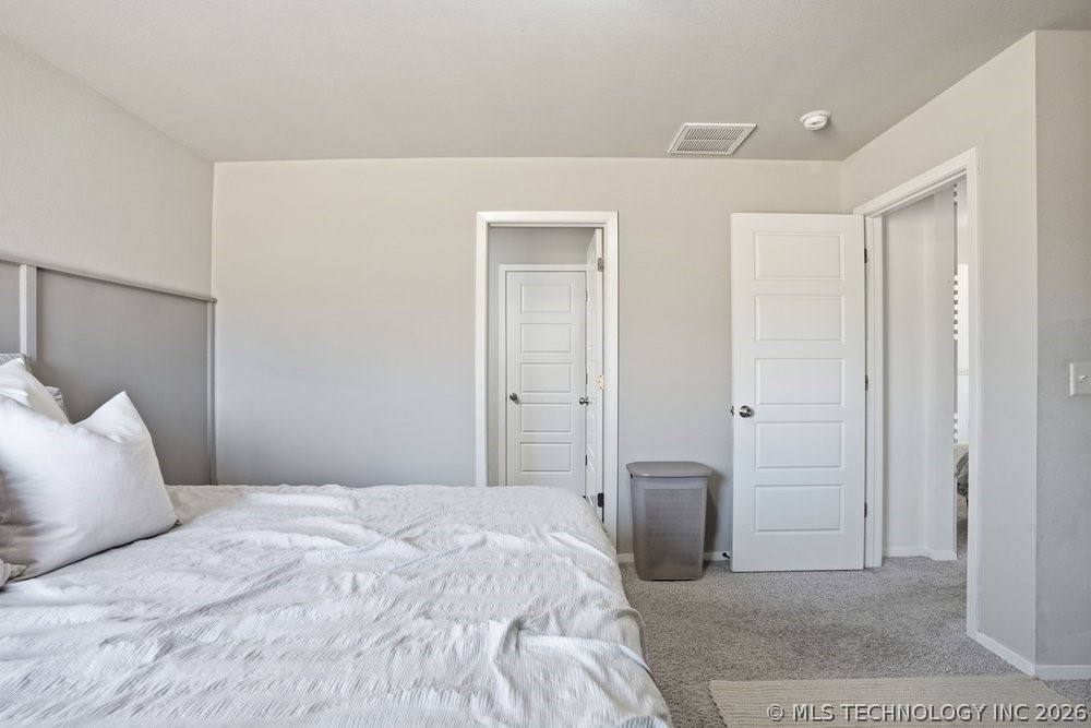 15930 S 74th East Avenue Property Photo 24