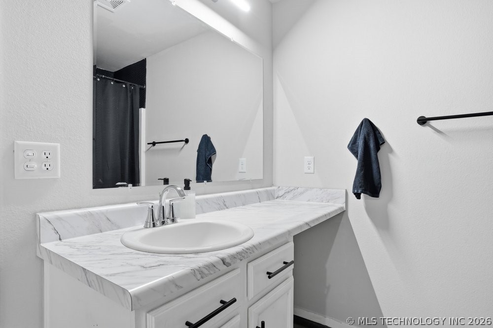 15930 S 74th East Avenue Property Photo 27
