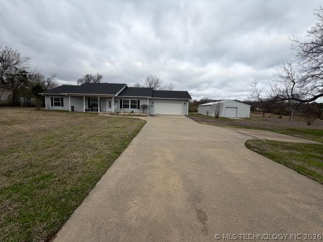 625 Eastern Hills Road Property Photo 1