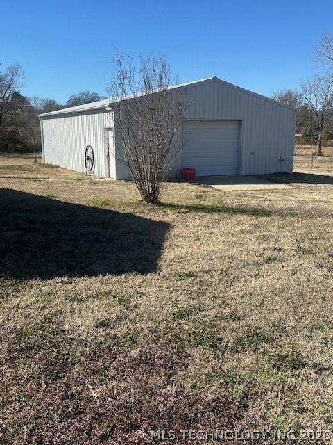625 Eastern Hills Road Property Photo 3