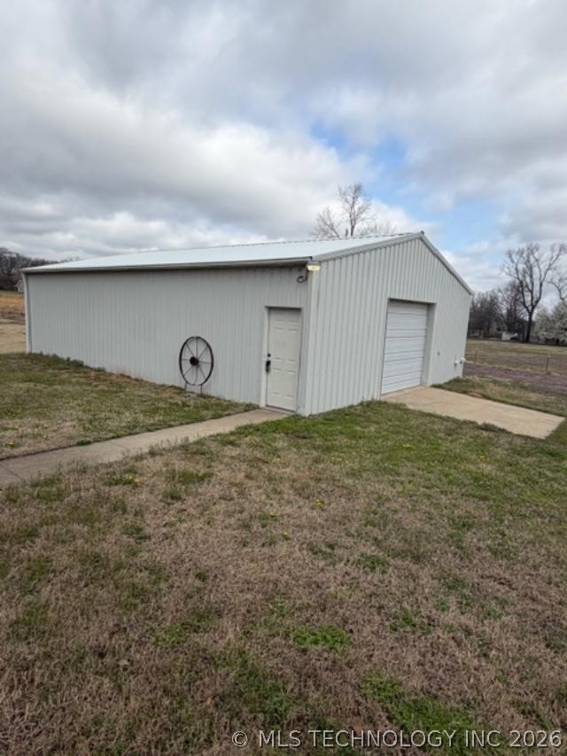 625 Eastern Hills Road Property Photo 4