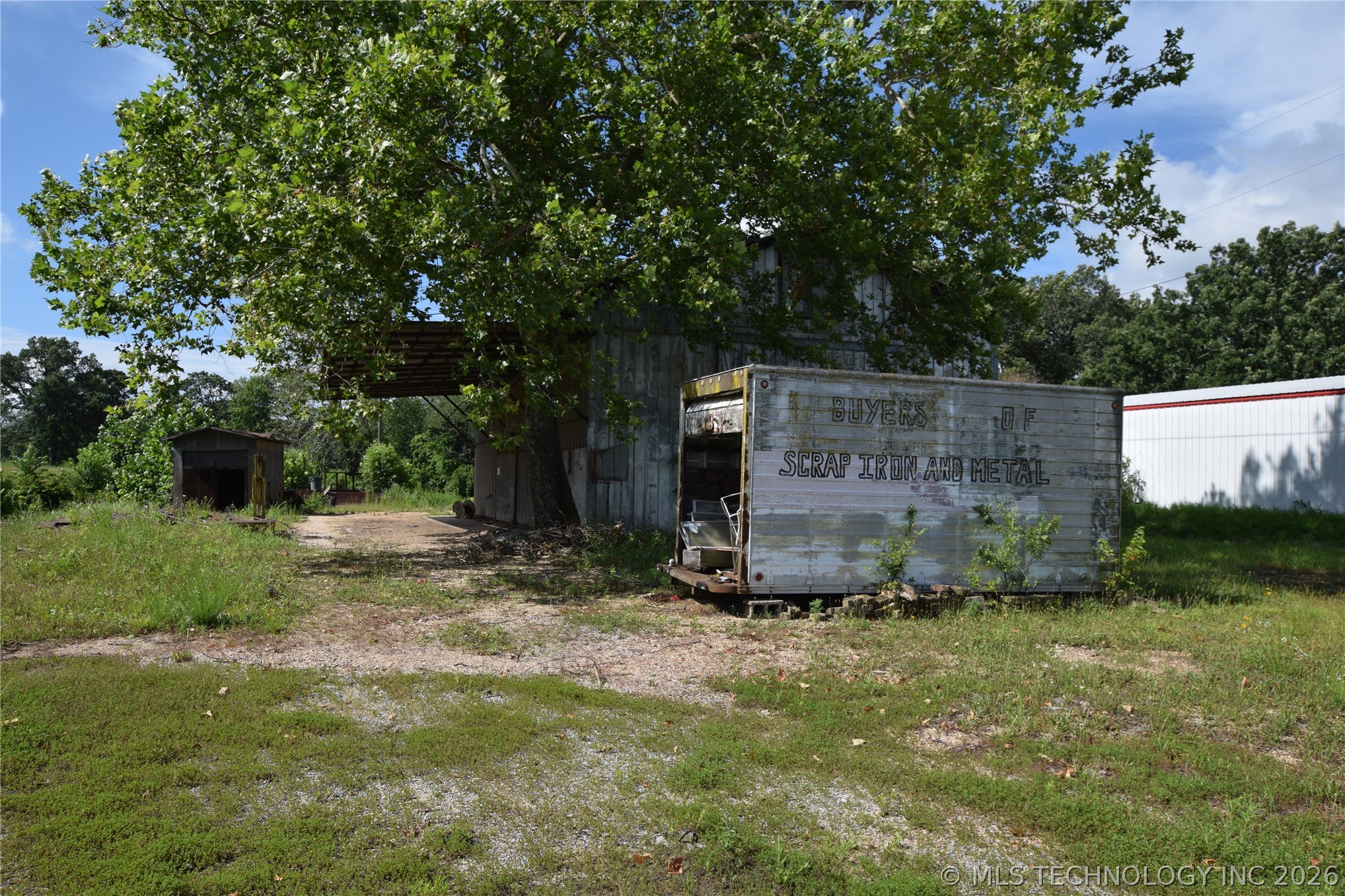 470564 Hwy 51 Property Photo 5