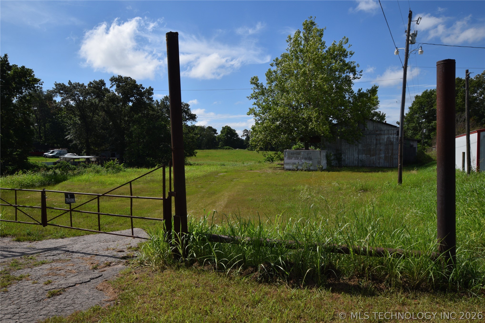 470564 Hwy 51 Property Photo 12