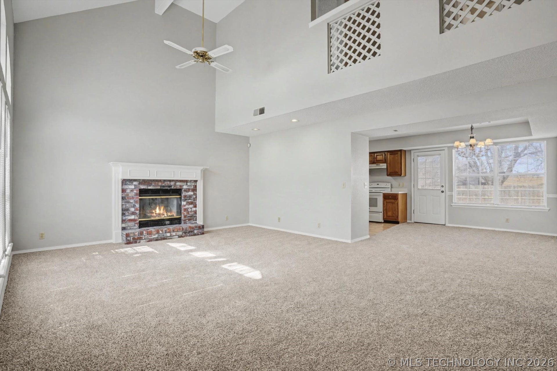 1312 W Honolulu Place Property Photo 4