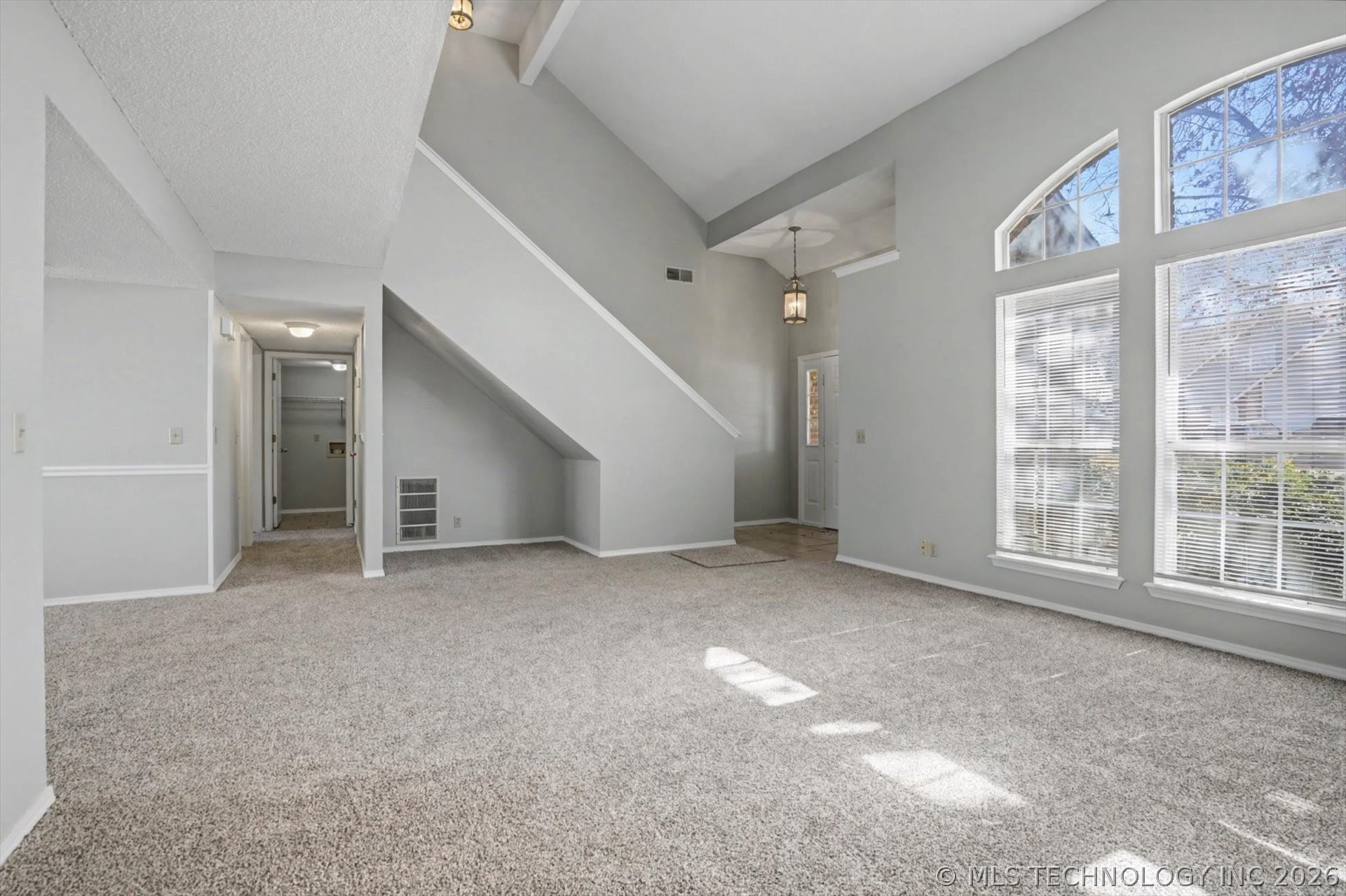 1312 W Honolulu Place Property Photo 6