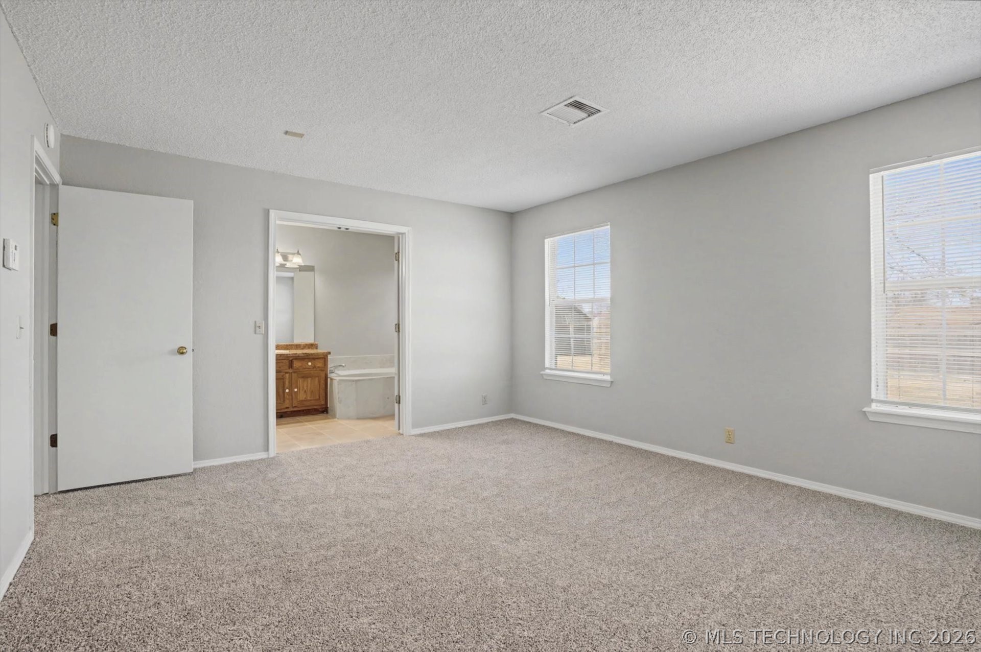 1312 W Honolulu Place Property Photo 12