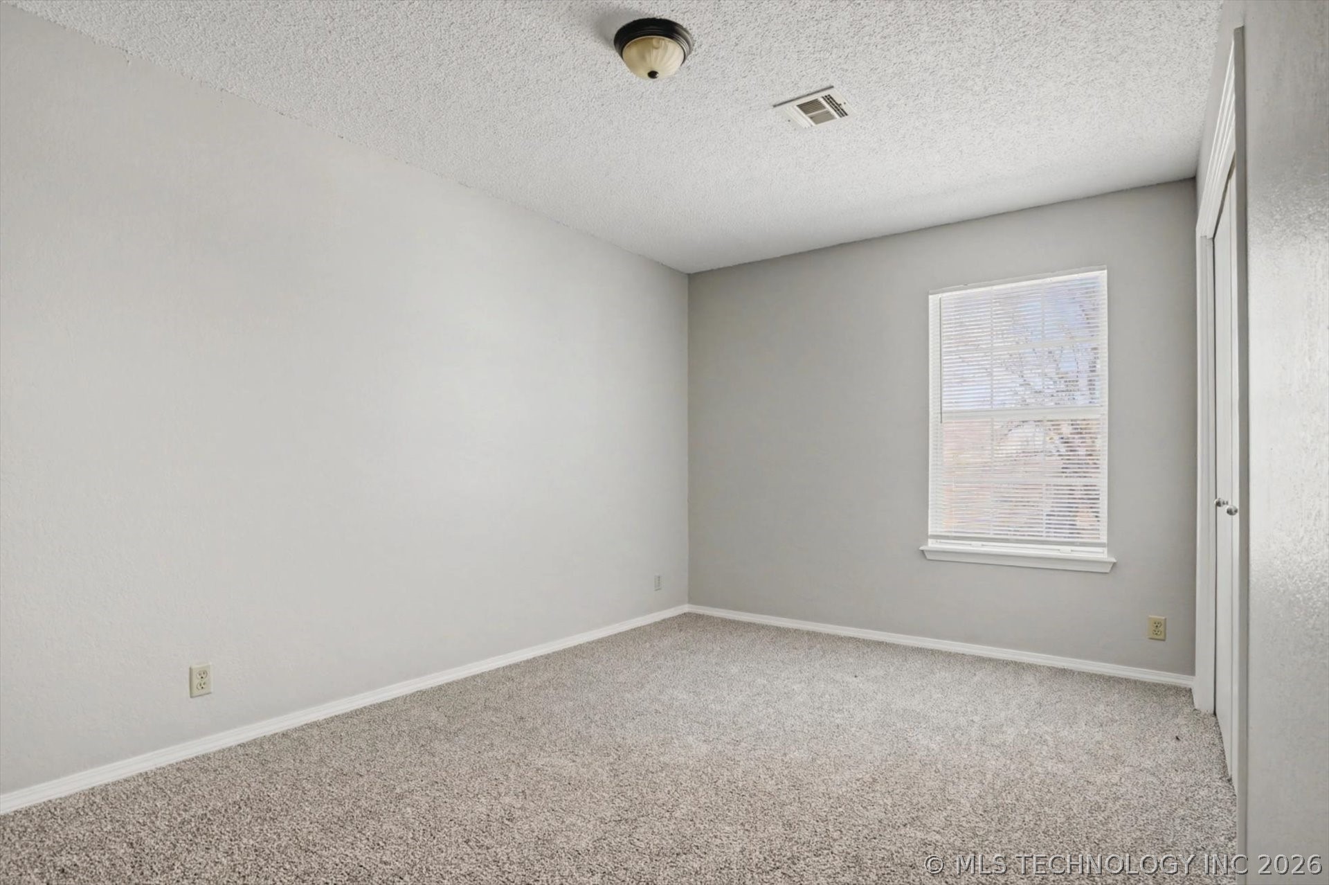 1312 W Honolulu Place Property Photo 23