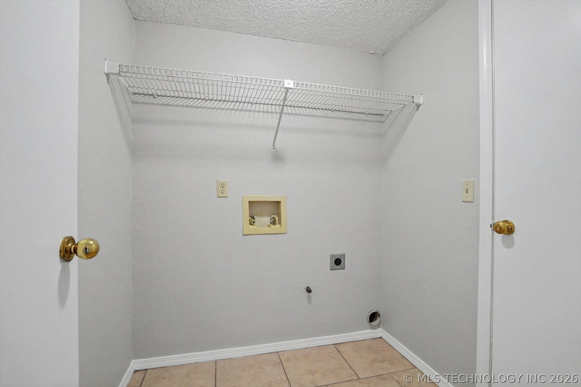 1312 W Honolulu Place Property Photo 24