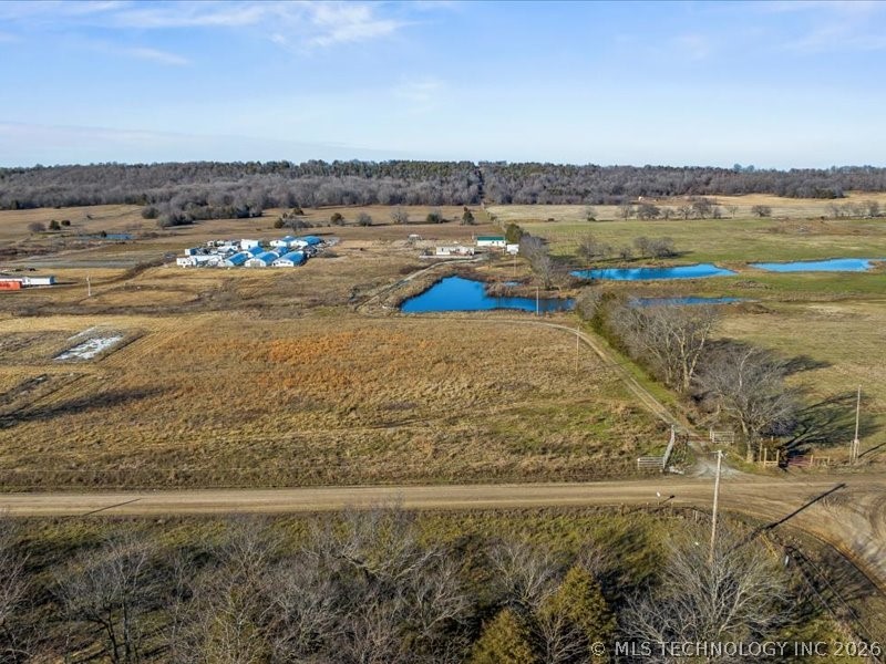 40180 E 1290 Road Property Photo 2