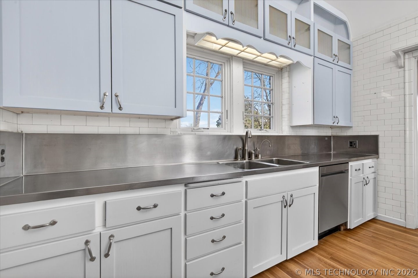 1110 S Cherokee Avenue Property Photo 17