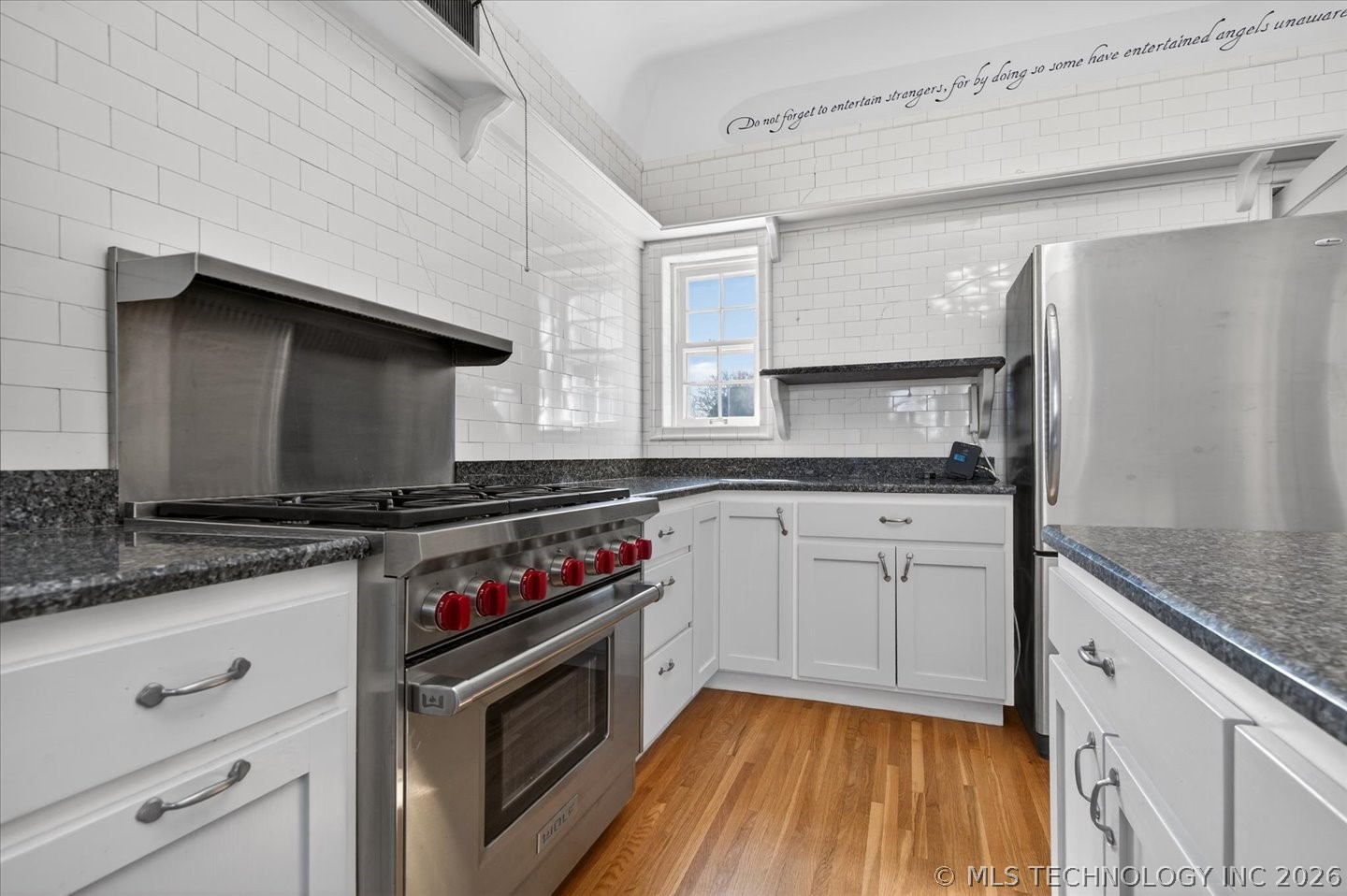 1110 S Cherokee Avenue Property Photo 19