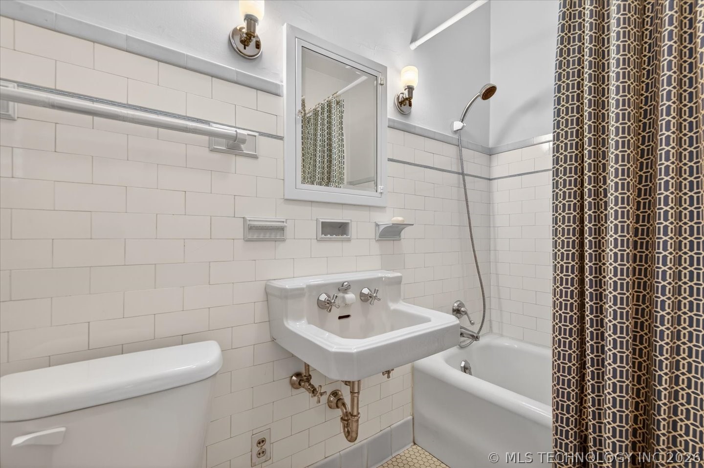 1110 S Cherokee Avenue Property Photo 46