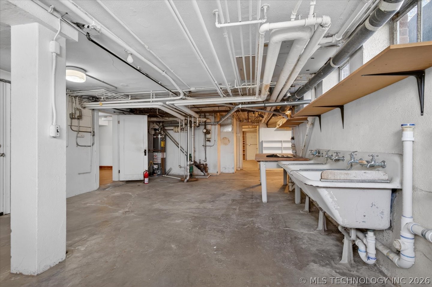 1110 S Cherokee Avenue Property Photo 52