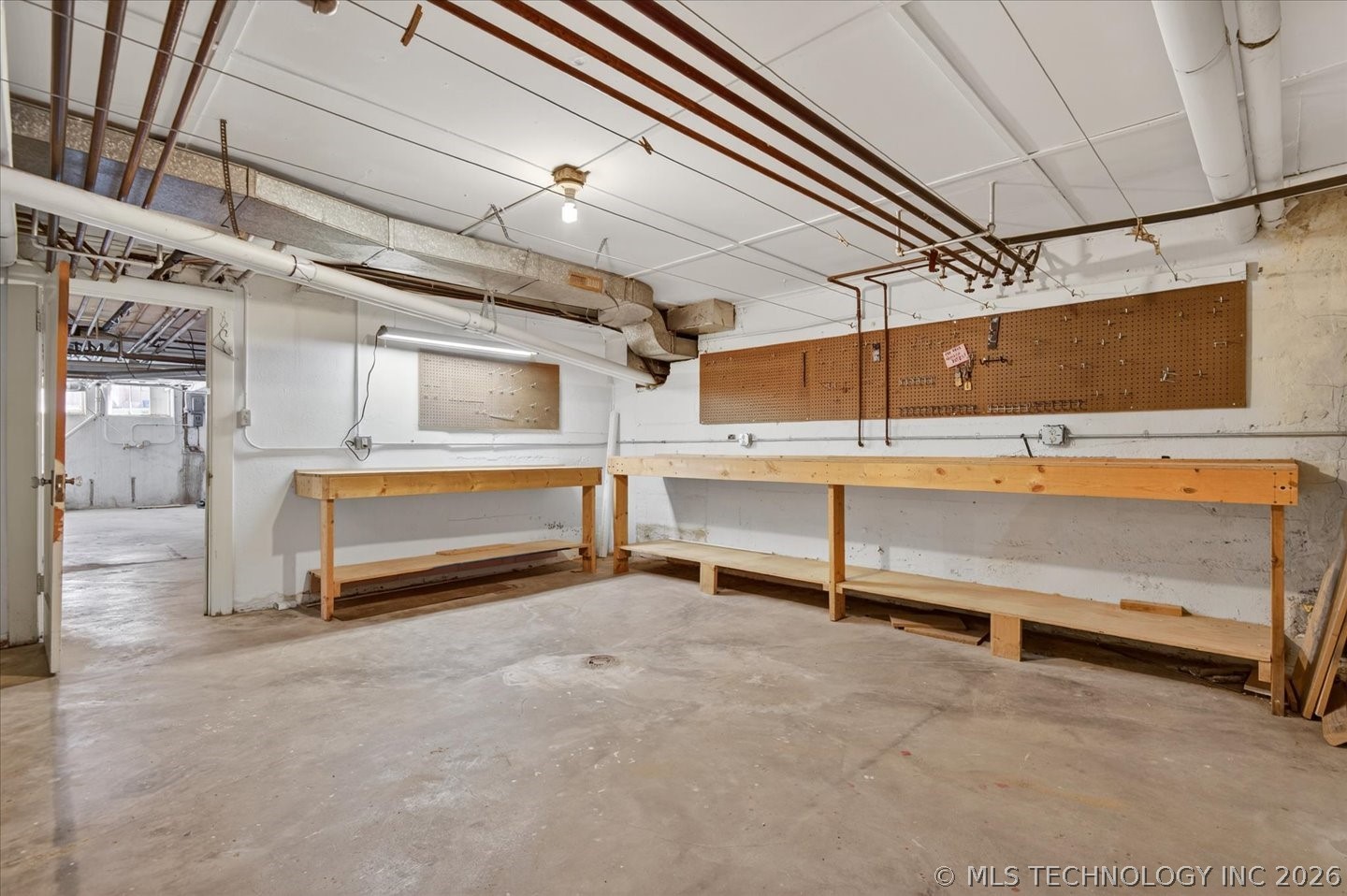 1110 S Cherokee Avenue Property Photo 54