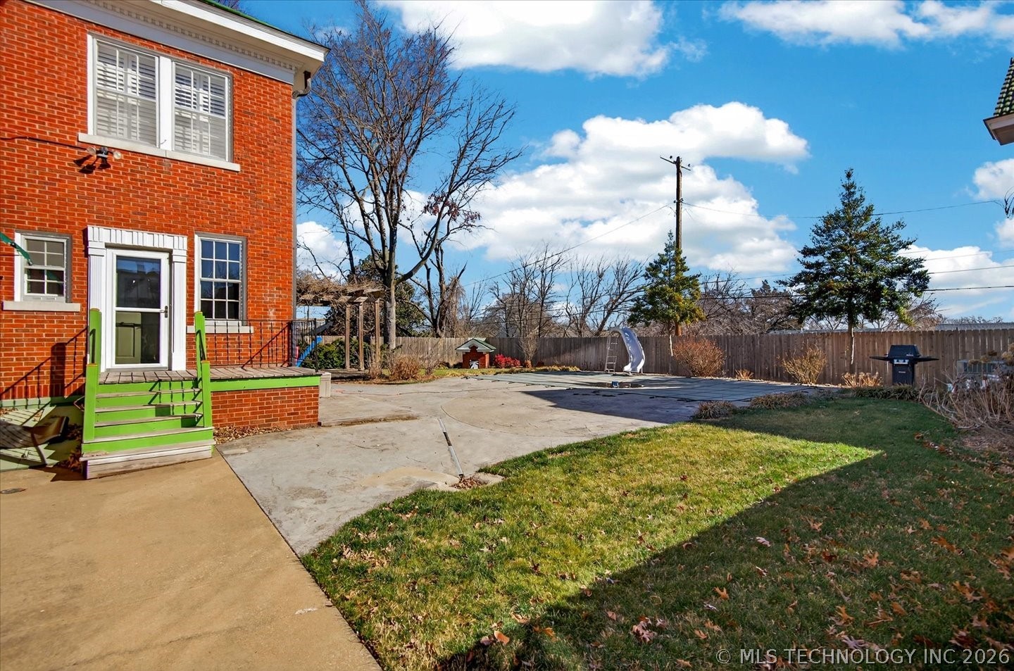 1110 S Cherokee Avenue Property Photo 56