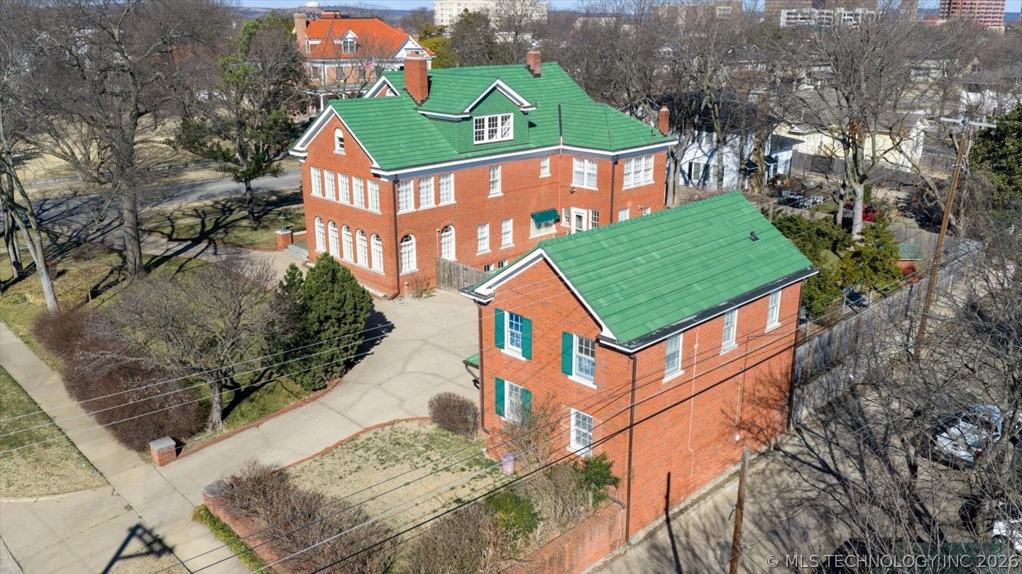 1110 S Cherokee Avenue Property Photo 65