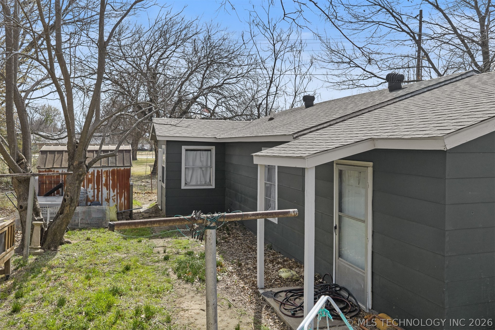 44 10th Street Property Photo 19