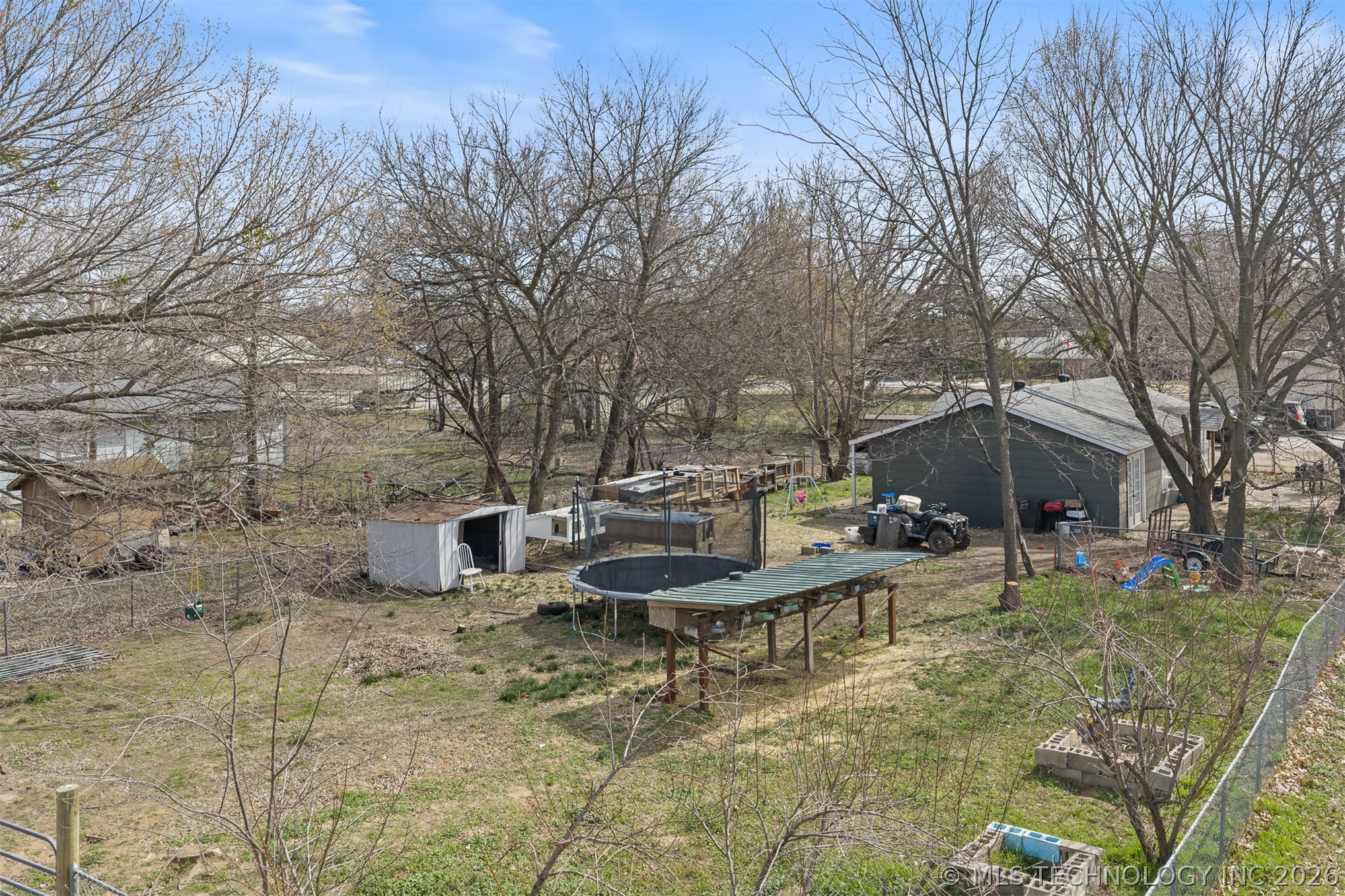 44 10th Street Property Photo 21