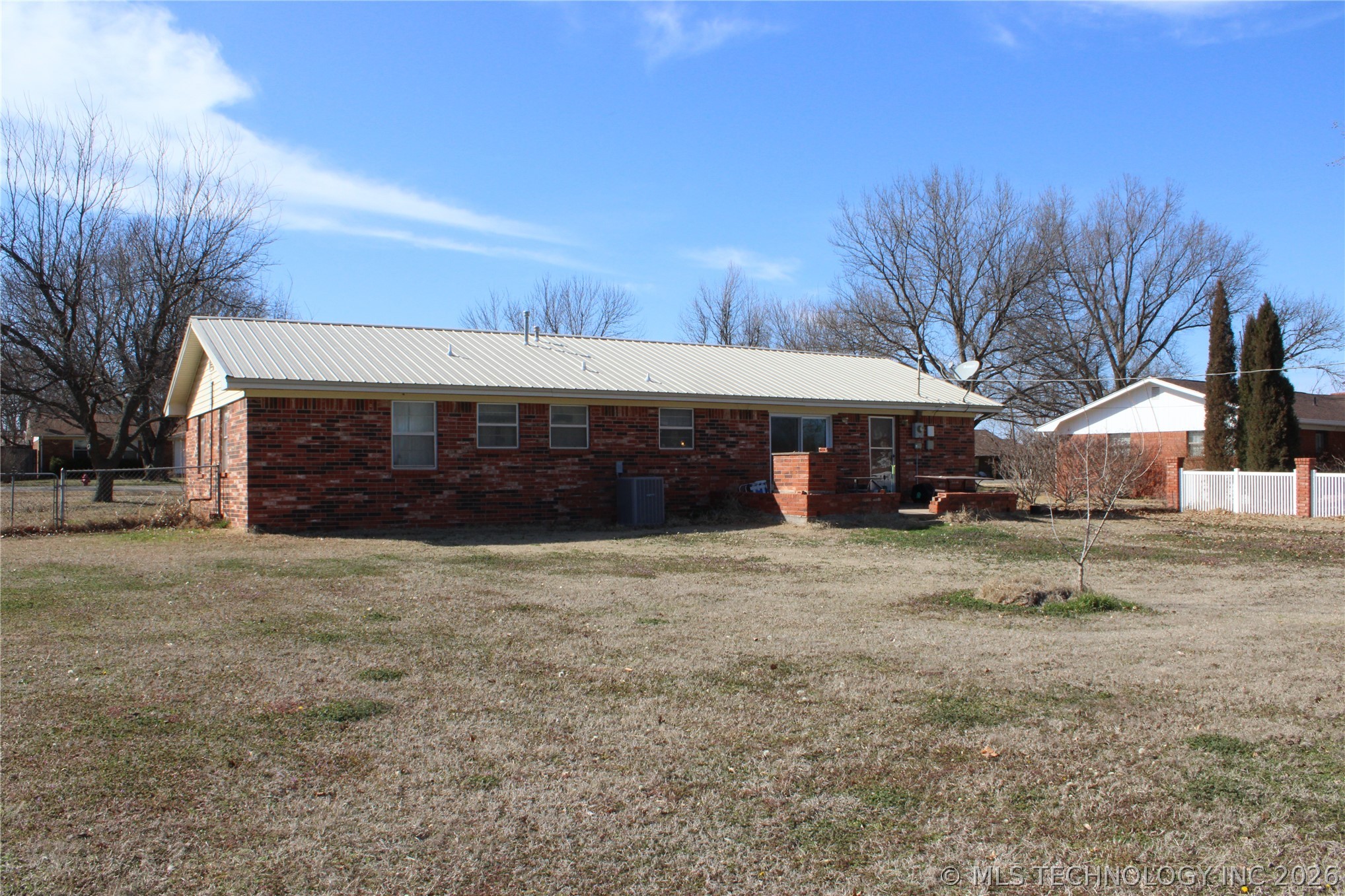 303 Taz Property Photo 5