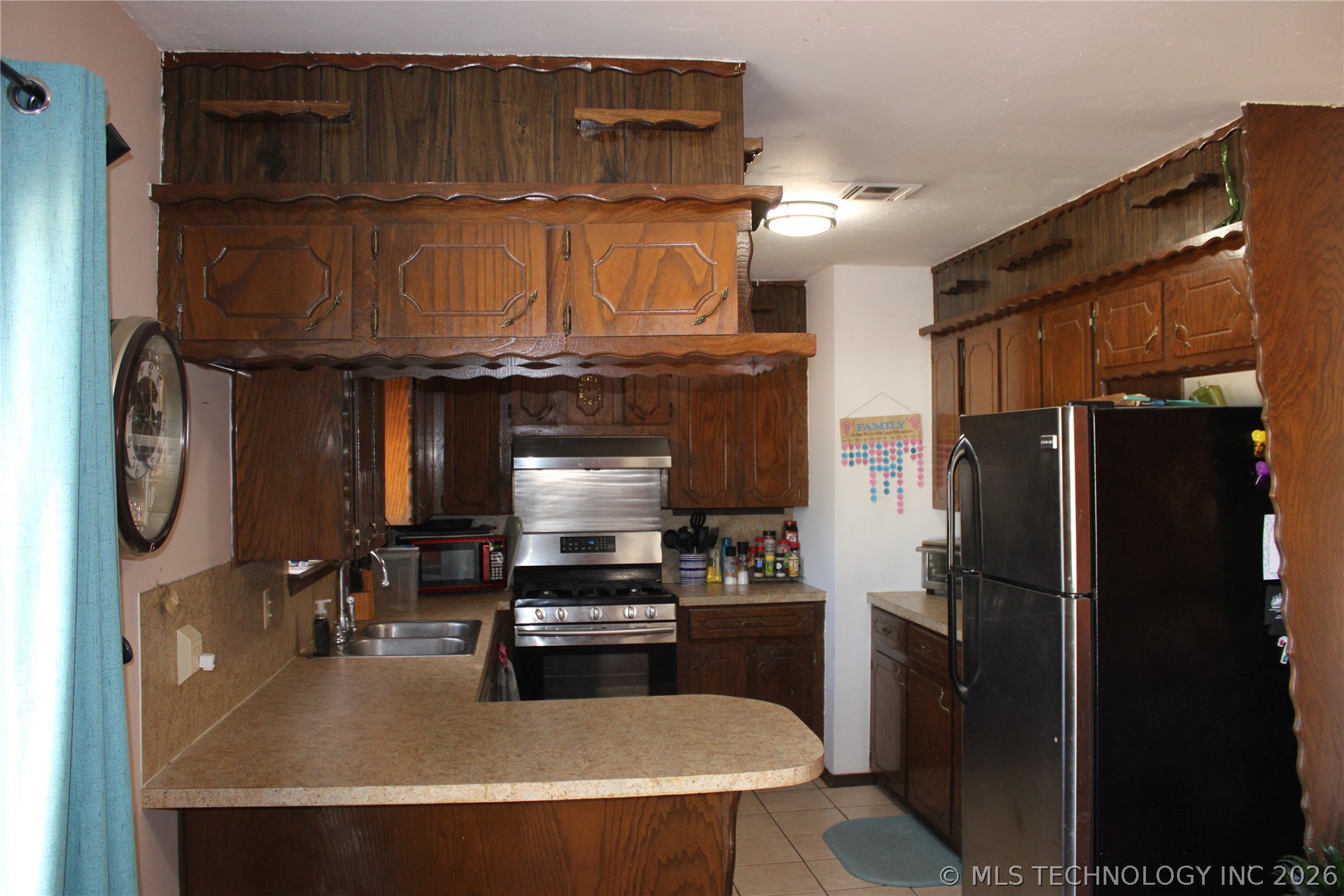 303 Taz Property Photo 12