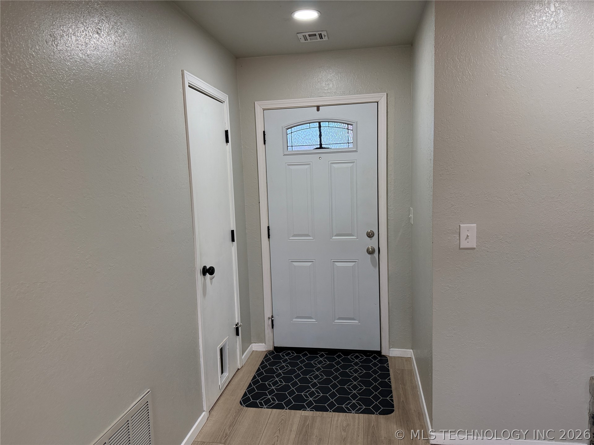 2606 Daniel Boulevard Property Photo 2