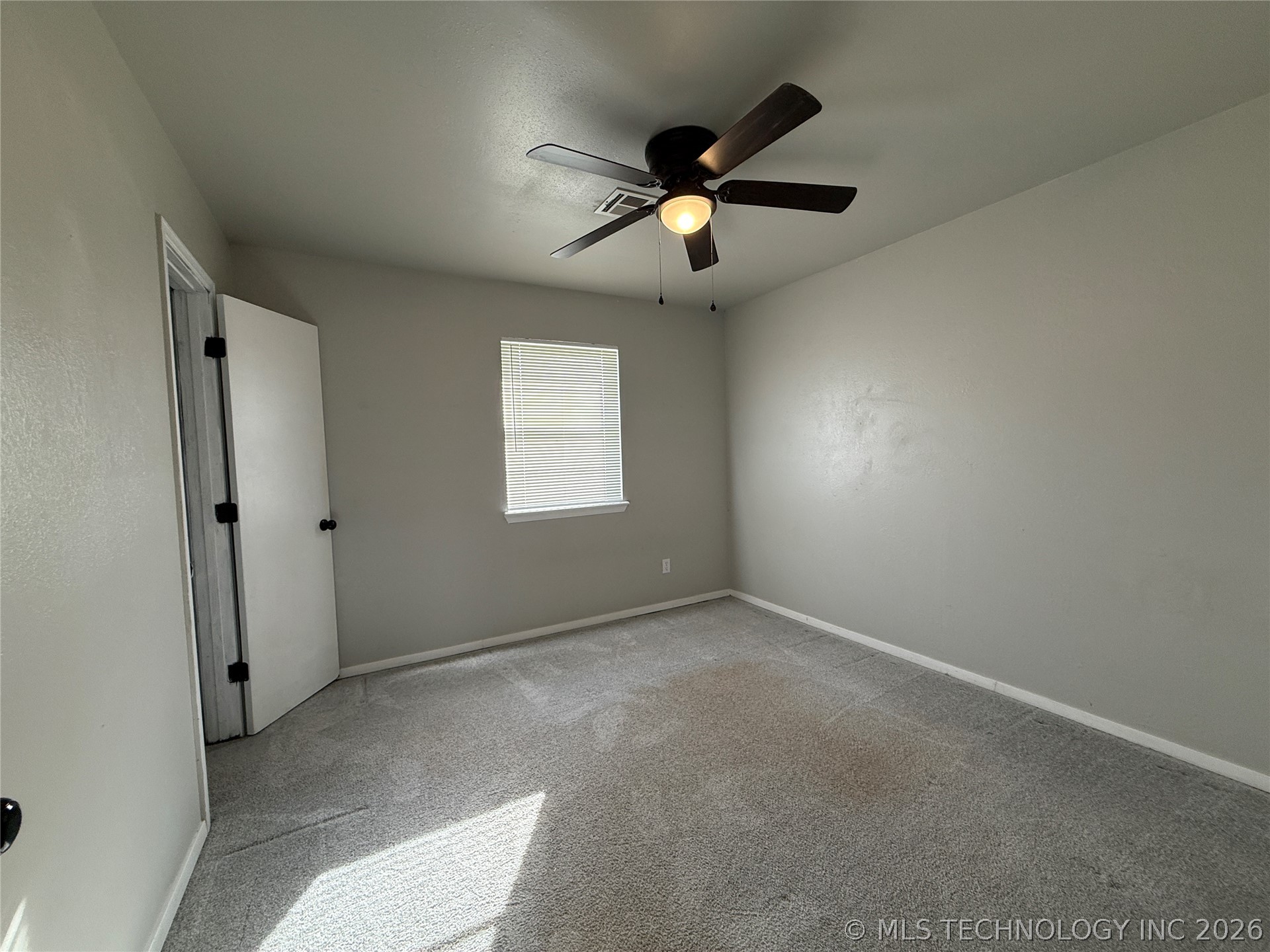 2606 Daniel Boulevard Property Photo 13
