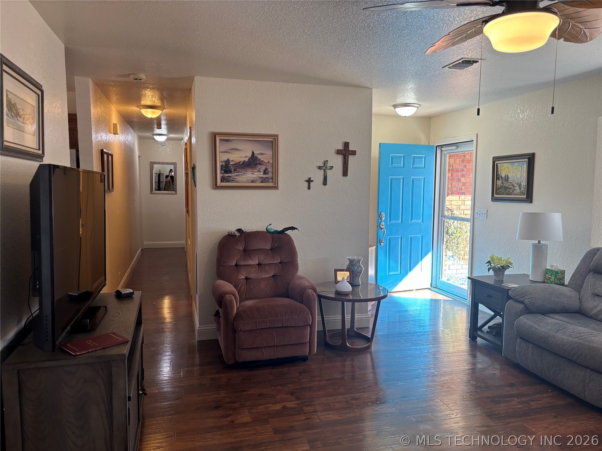 2513 Westwood Court Property Photo 3
