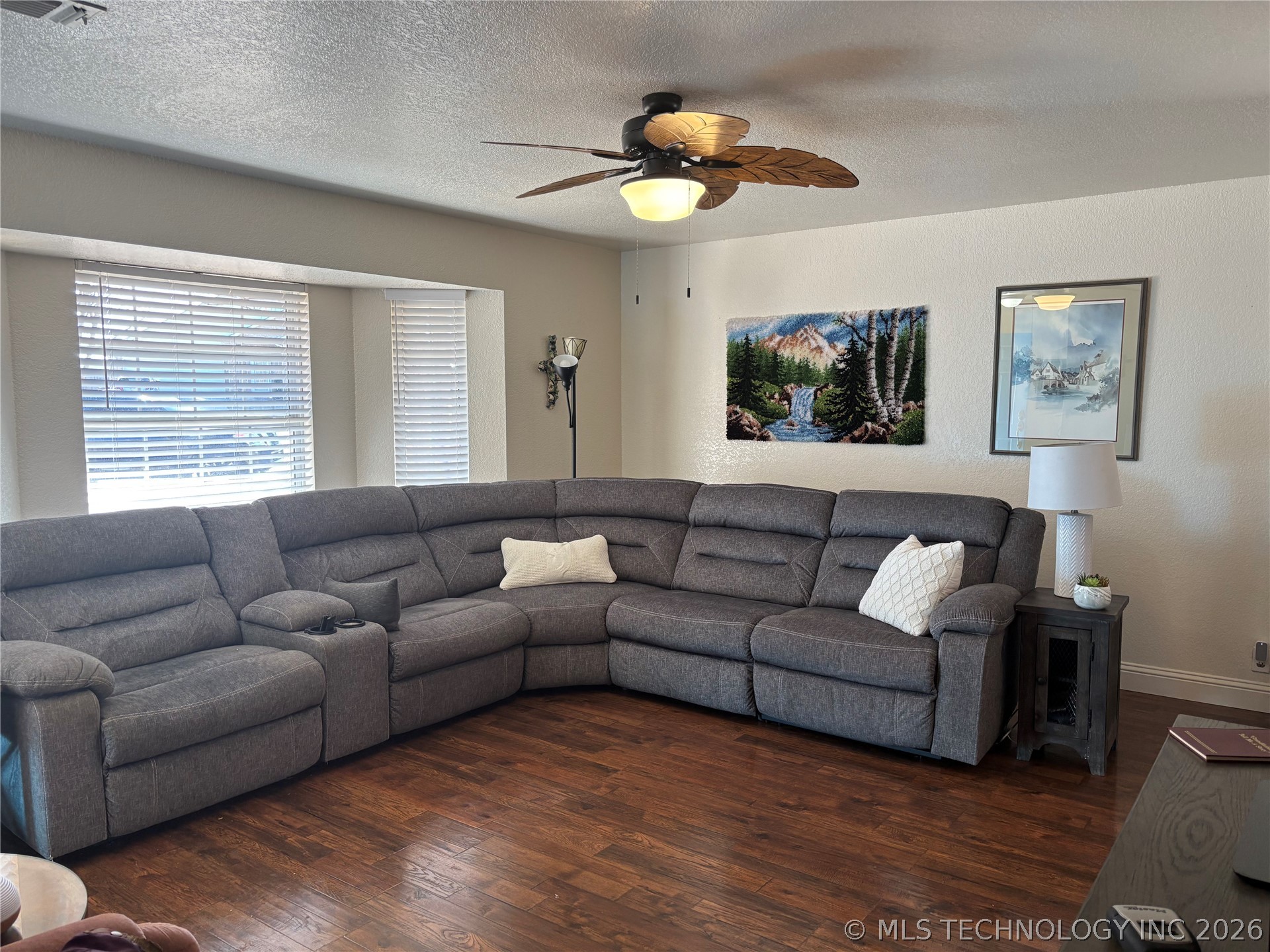 2513 Westwood Court Property Photo 5