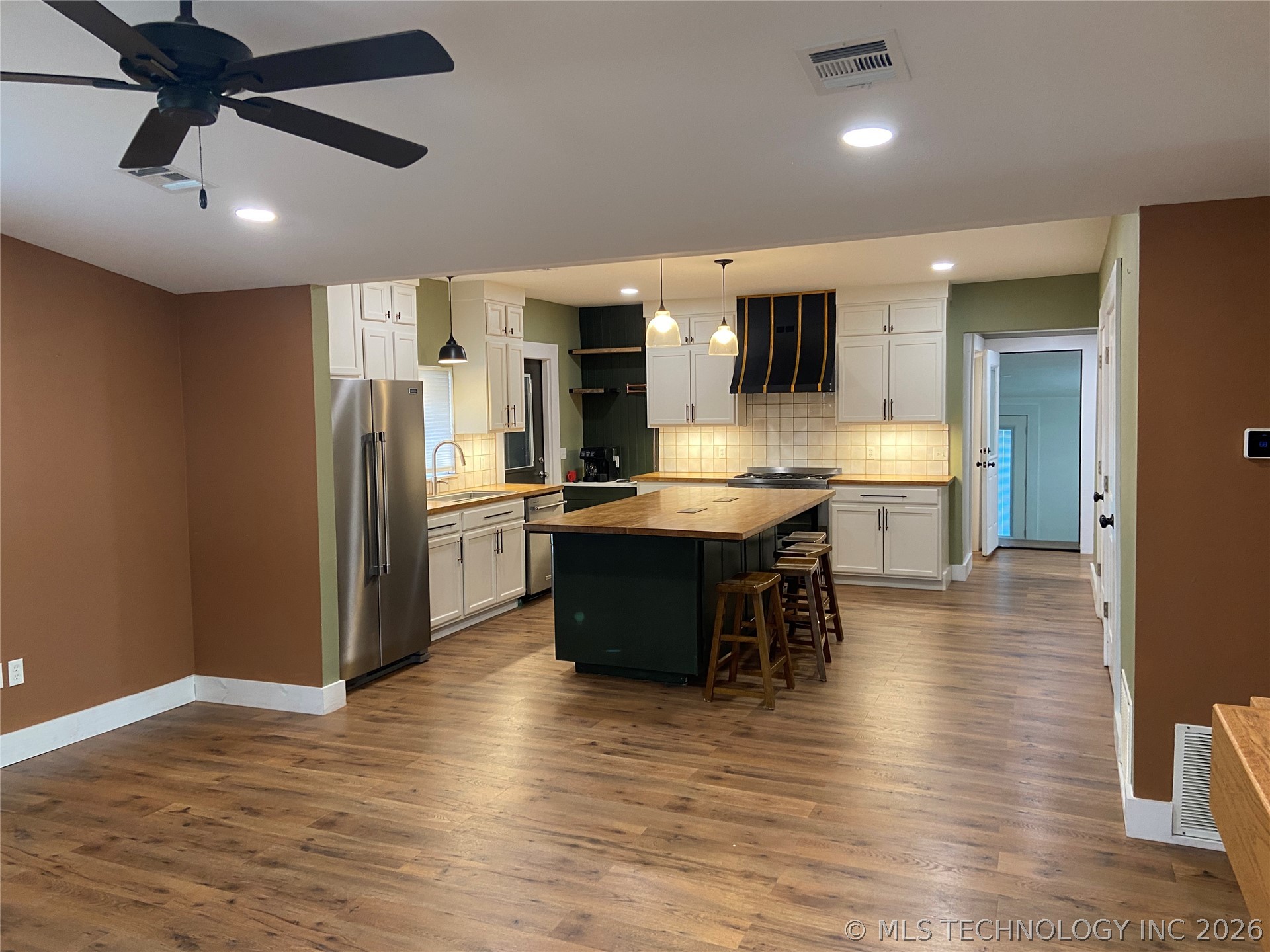 3484 State Highway 199 Property Photo 10