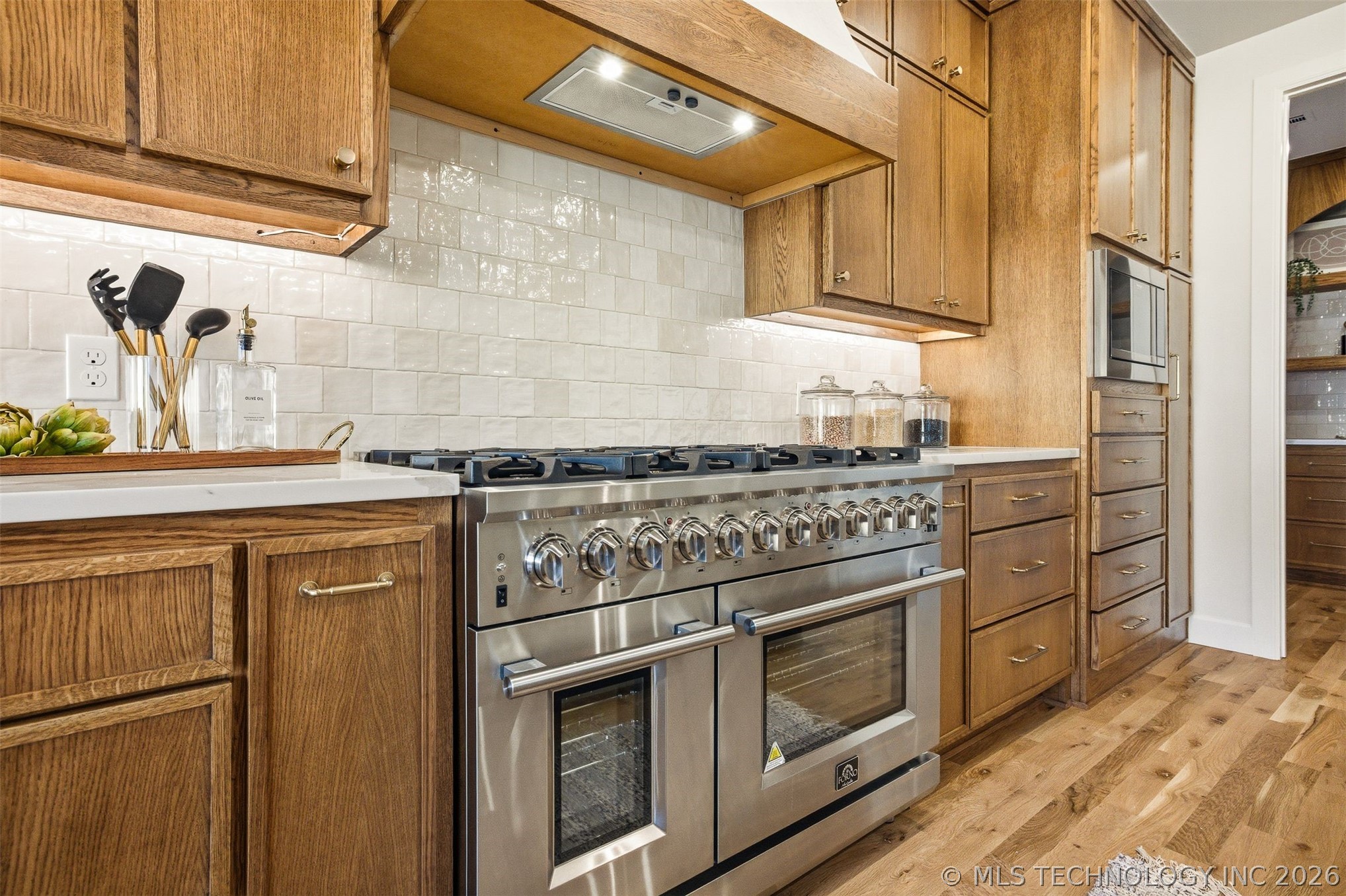 2241 S Florence Avenue Property Photo 16