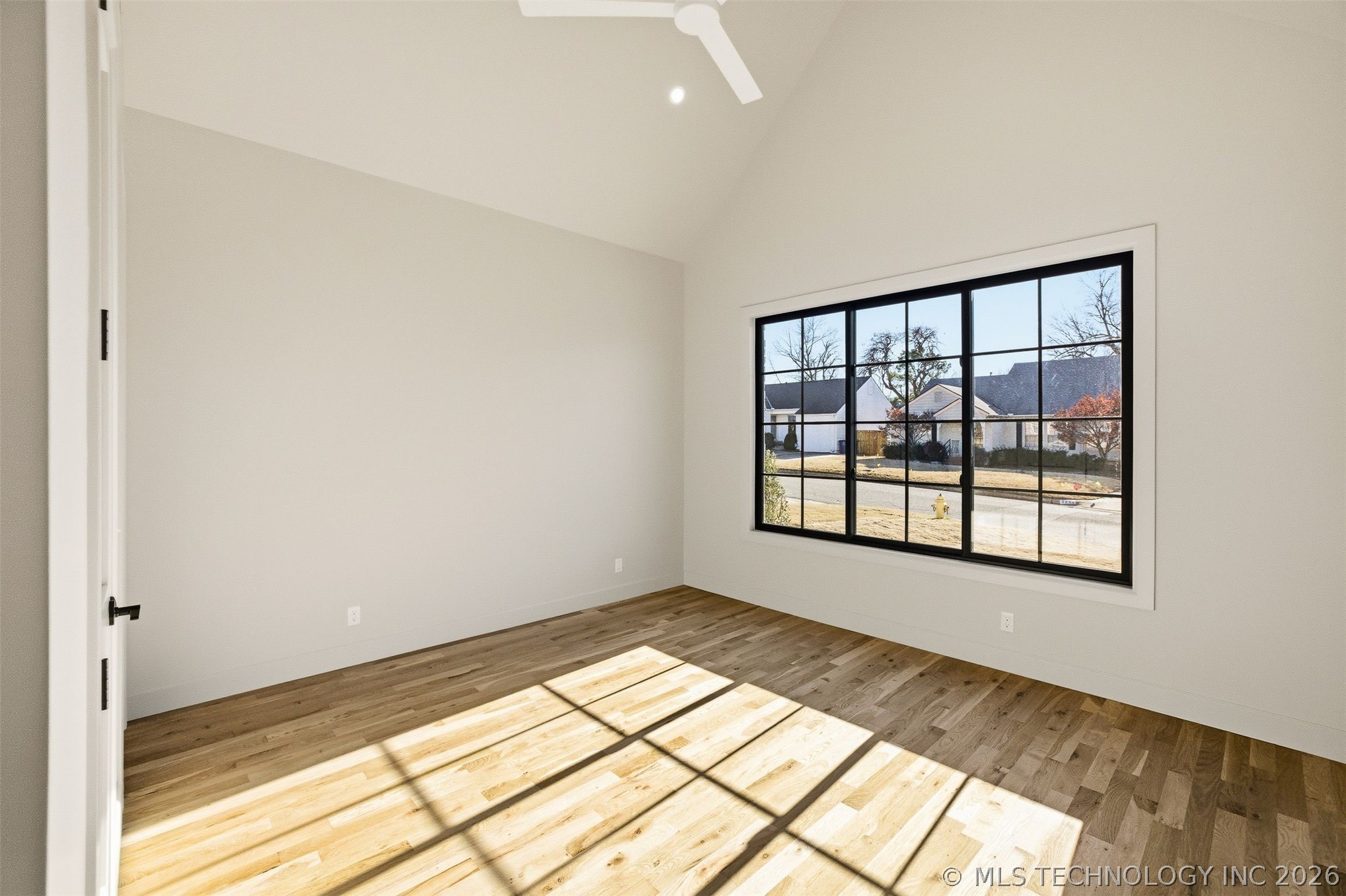 2241 S Florence Avenue Property Photo 42