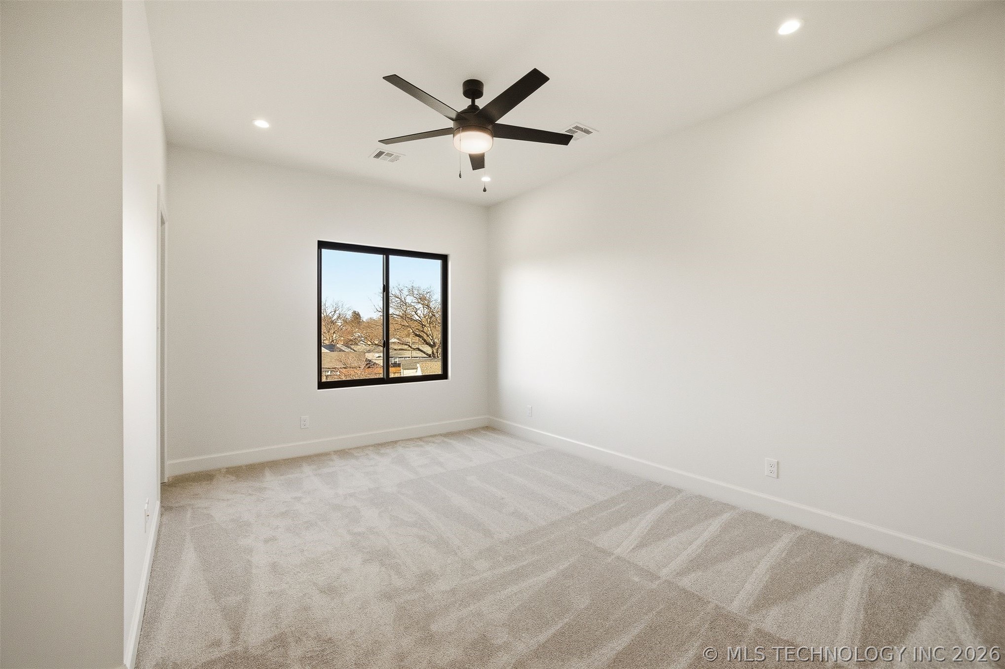 2241 S Florence Avenue Property Photo 47