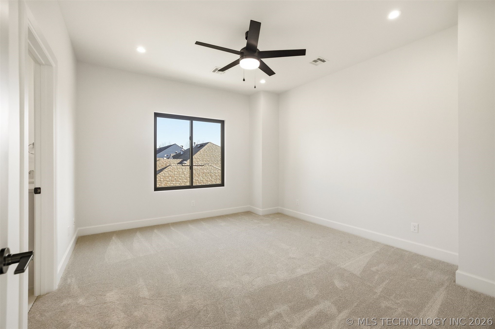 2241 S Florence Avenue Property Photo 50
