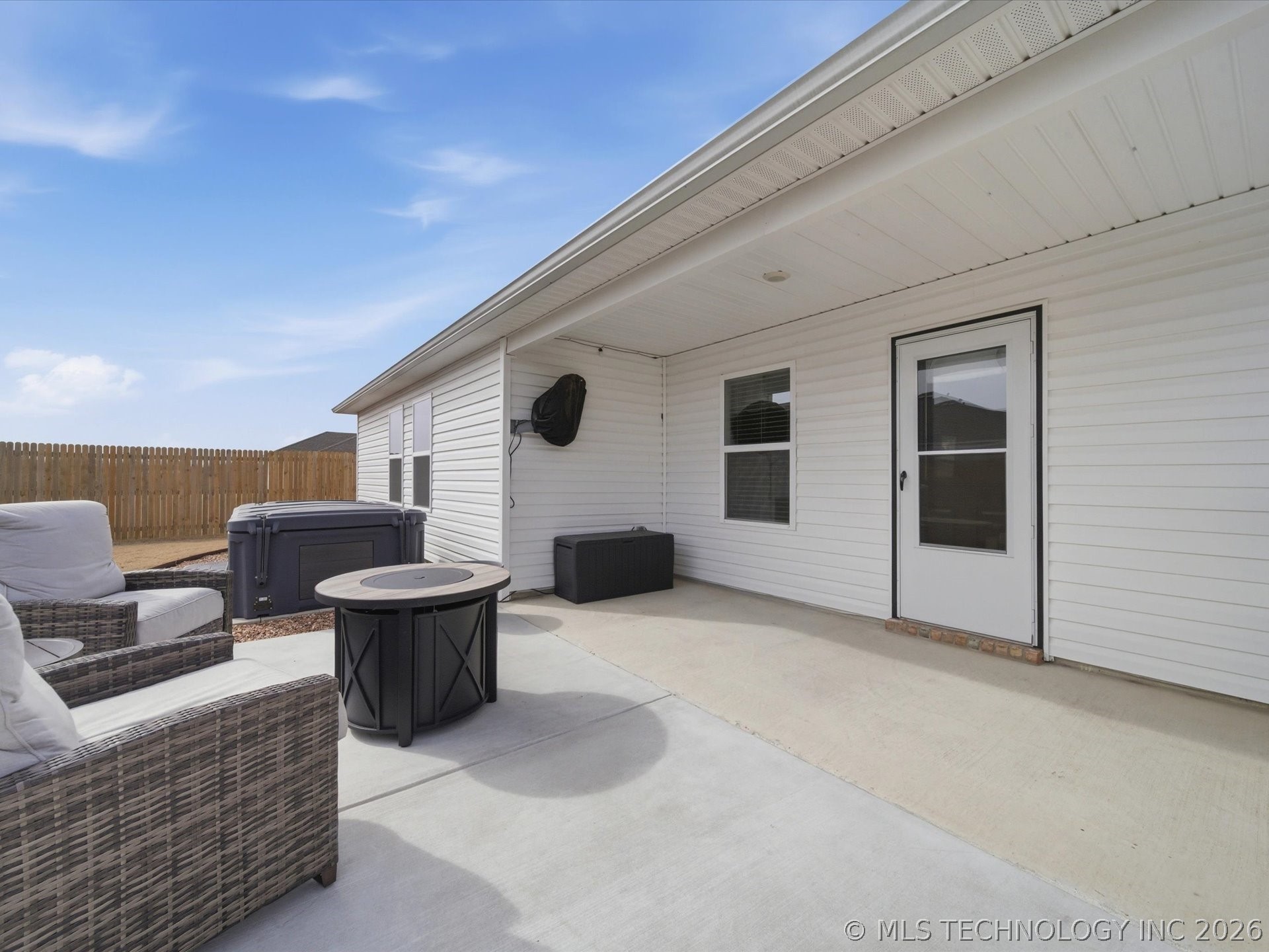 14233 N 75th East Avenue Property Photo 27