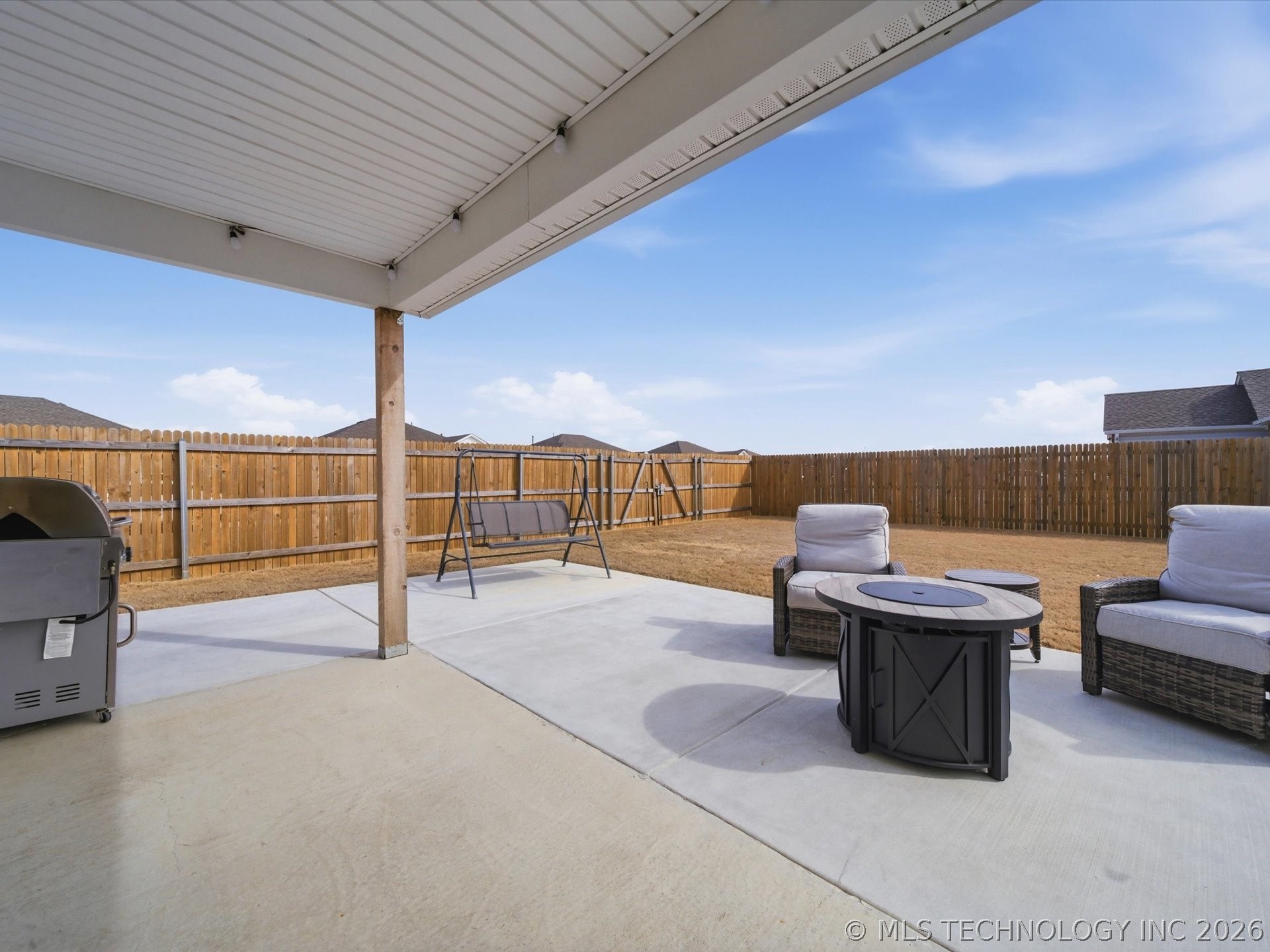 14233 N 75th East Avenue Property Photo 28