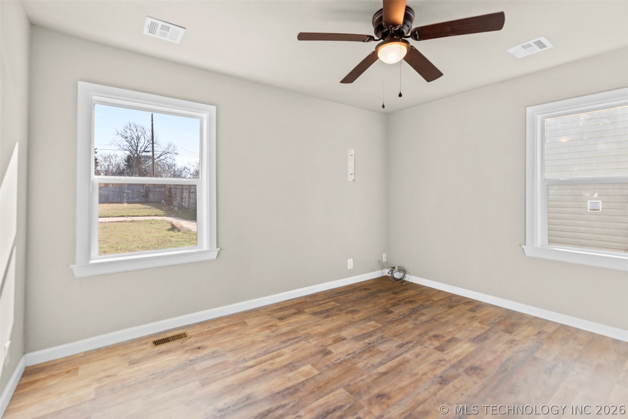 1860 S Armstrong Avenue Property Photo 9