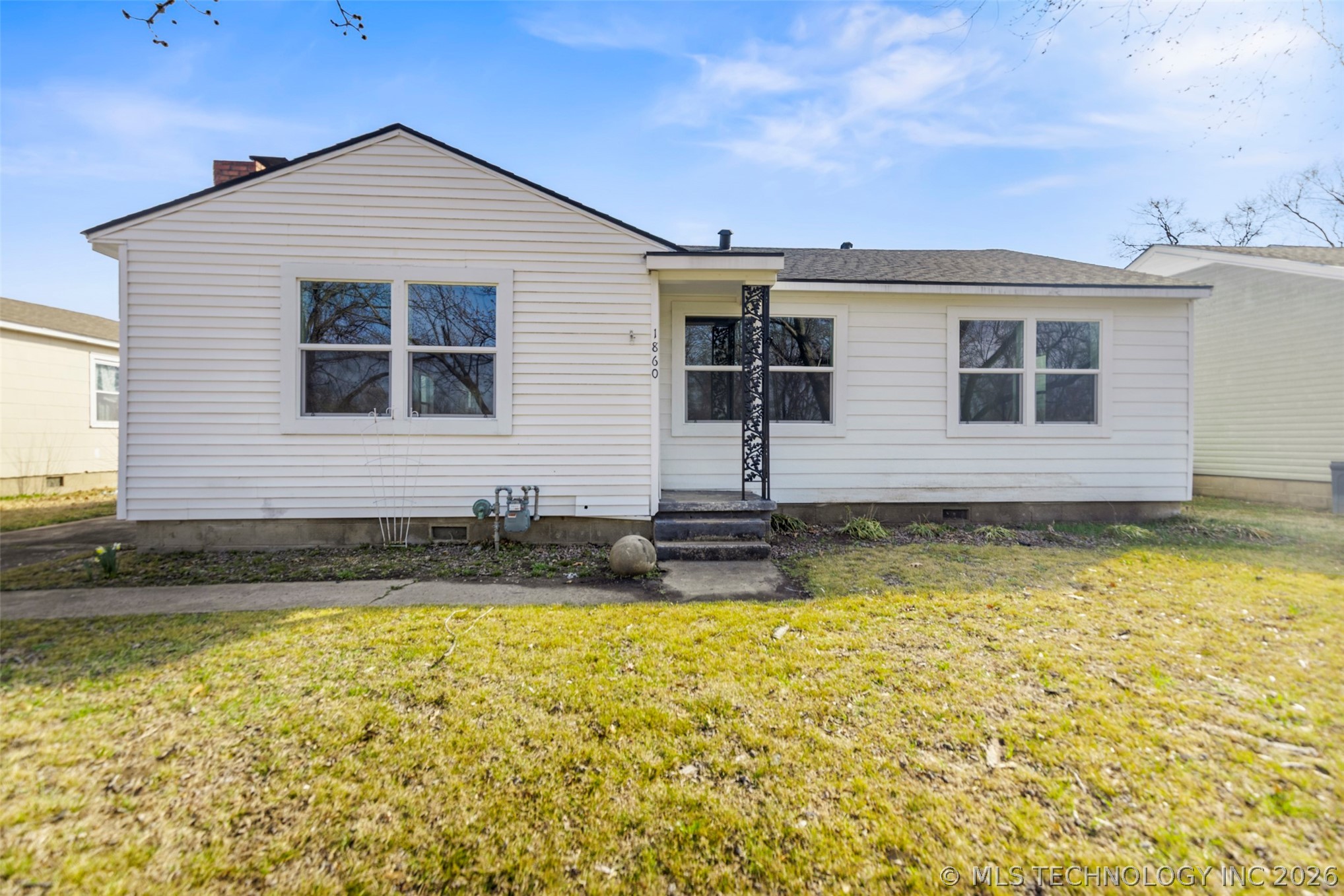 1860 S Armstrong Avenue Property Photo 15