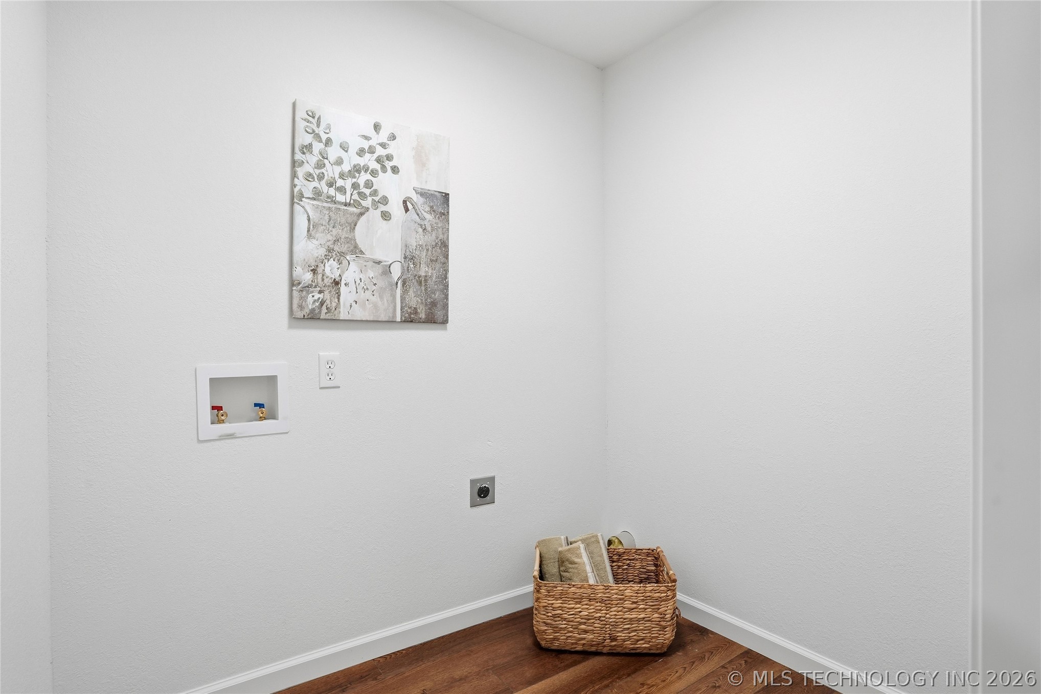 1535 S Atlanta Place Property Photo 31