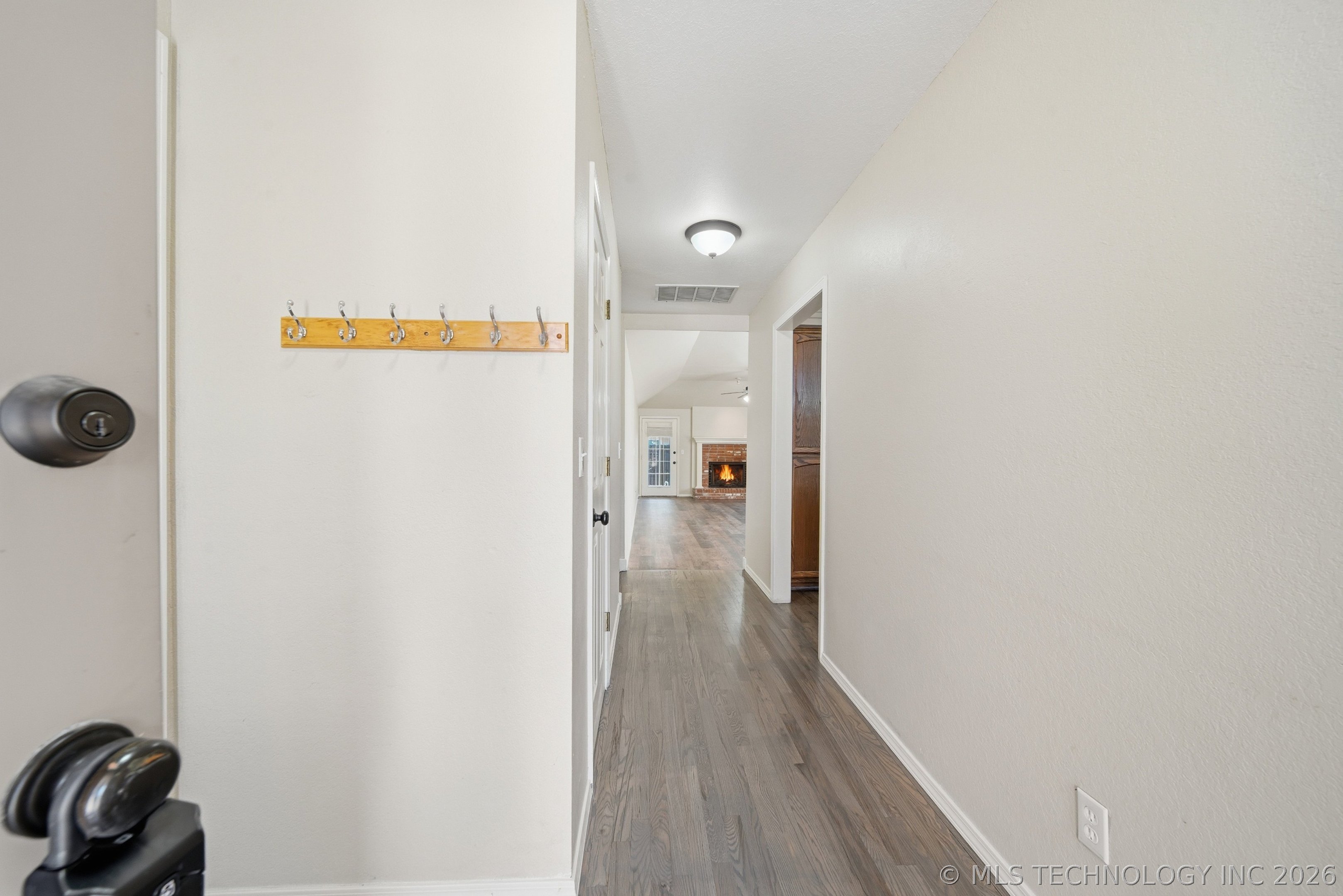 6311 S 90th East Avenue Property Photo 6