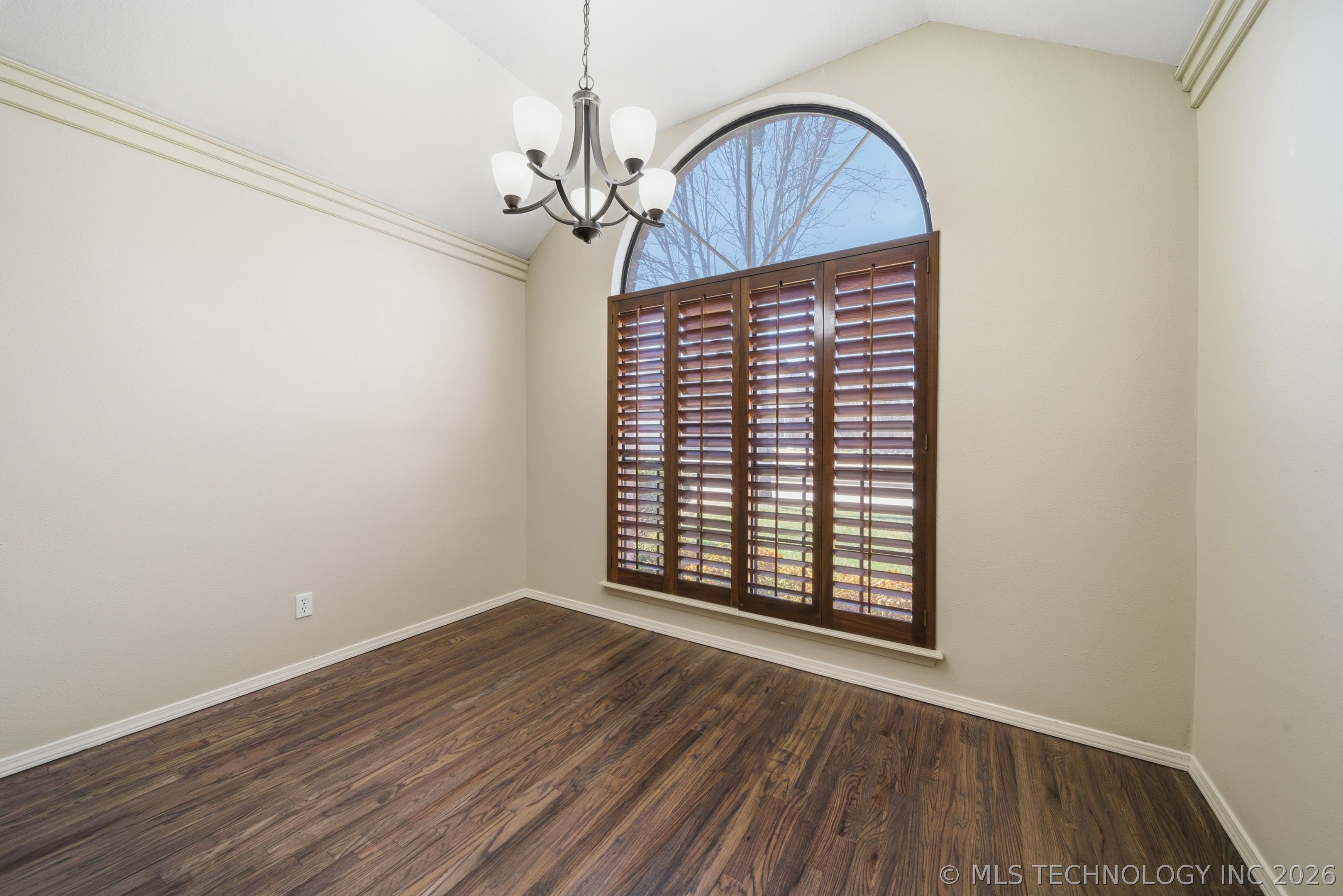 6311 S 90th East Avenue Property Photo 16