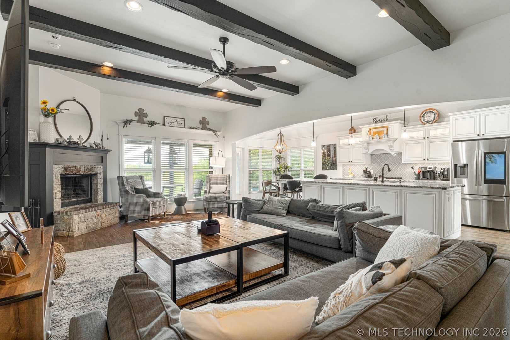4295 Happy Camp Road Property Photo 12