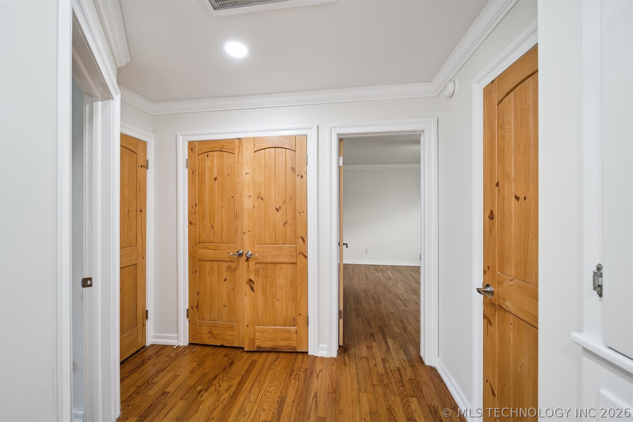 205 S Mary Avenue Property Photo 11