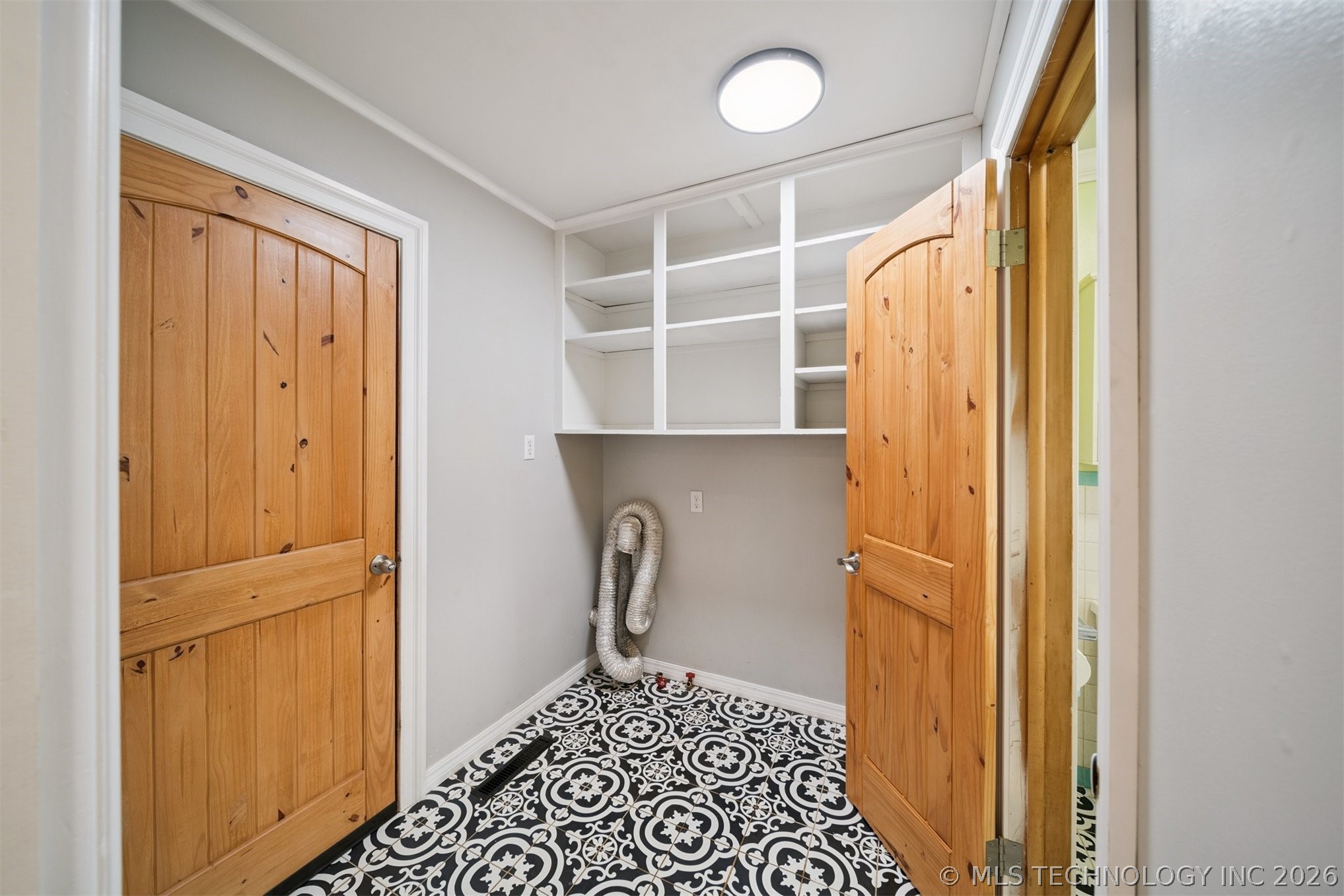 205 S Mary Avenue Property Photo 23