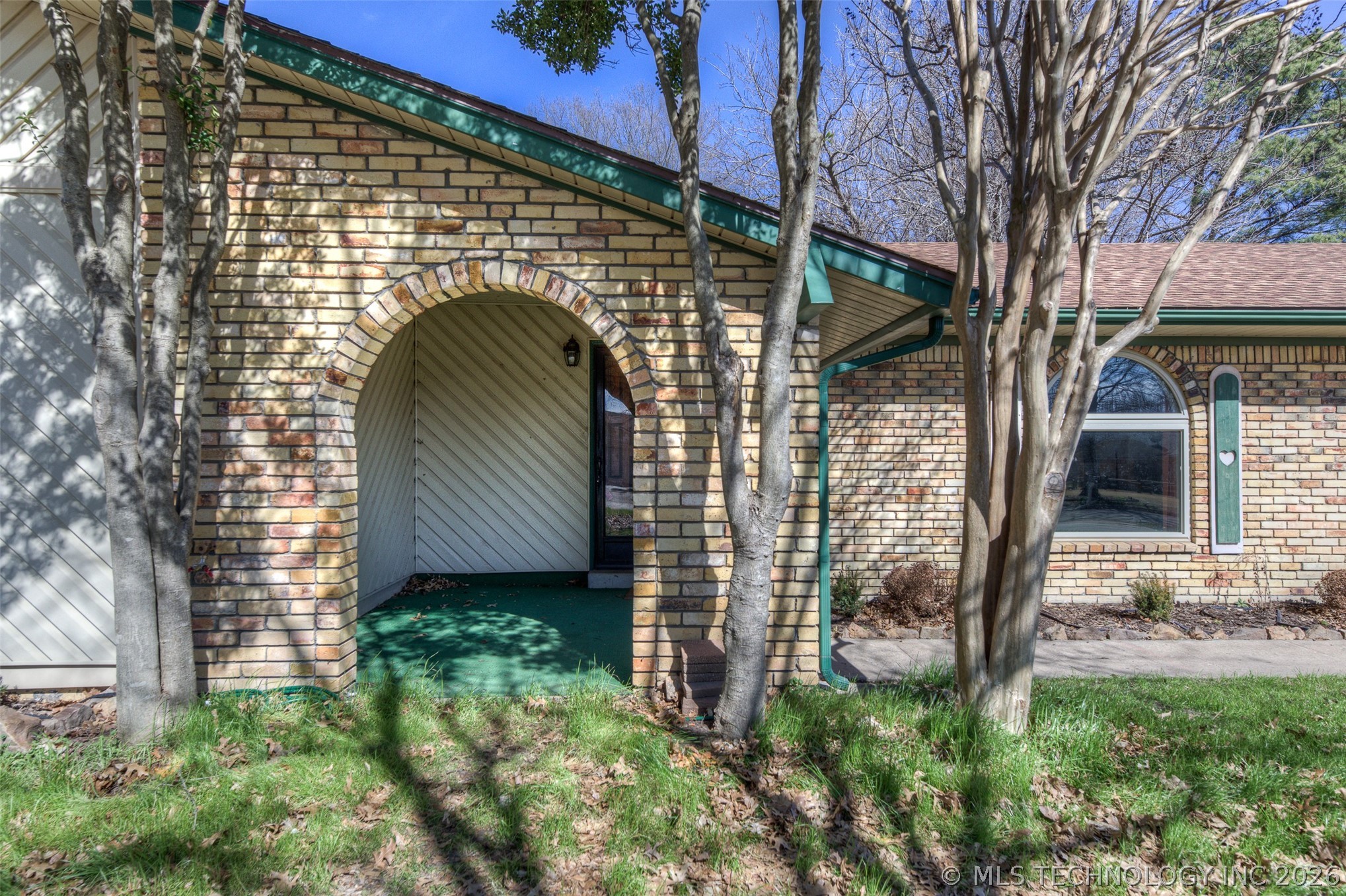 2610 Turner Street Property Photo 2